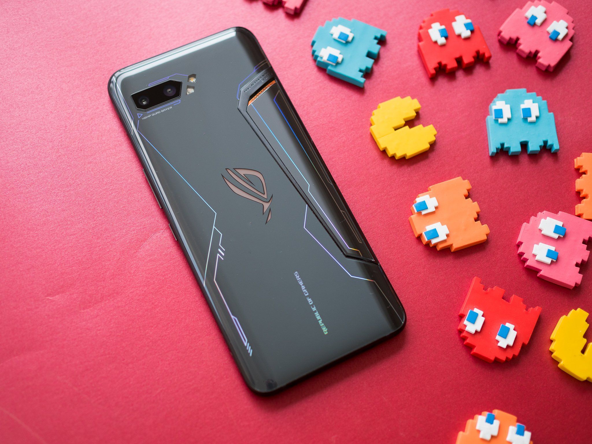 Latest ASUS ROG Phone 3 leak shows off the gaming phone from