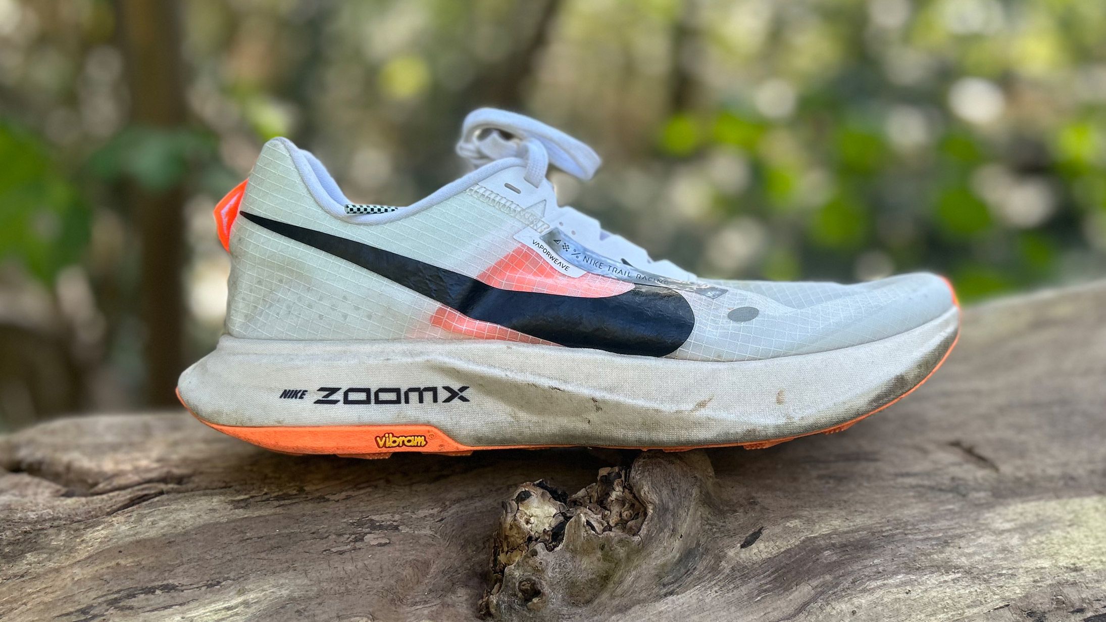 最新トレイルシューズ☆話題沸騰中☆Nike Ultrafly☆お早めに！ Nikeからウルトラフライ トレイル レースシューズが登場