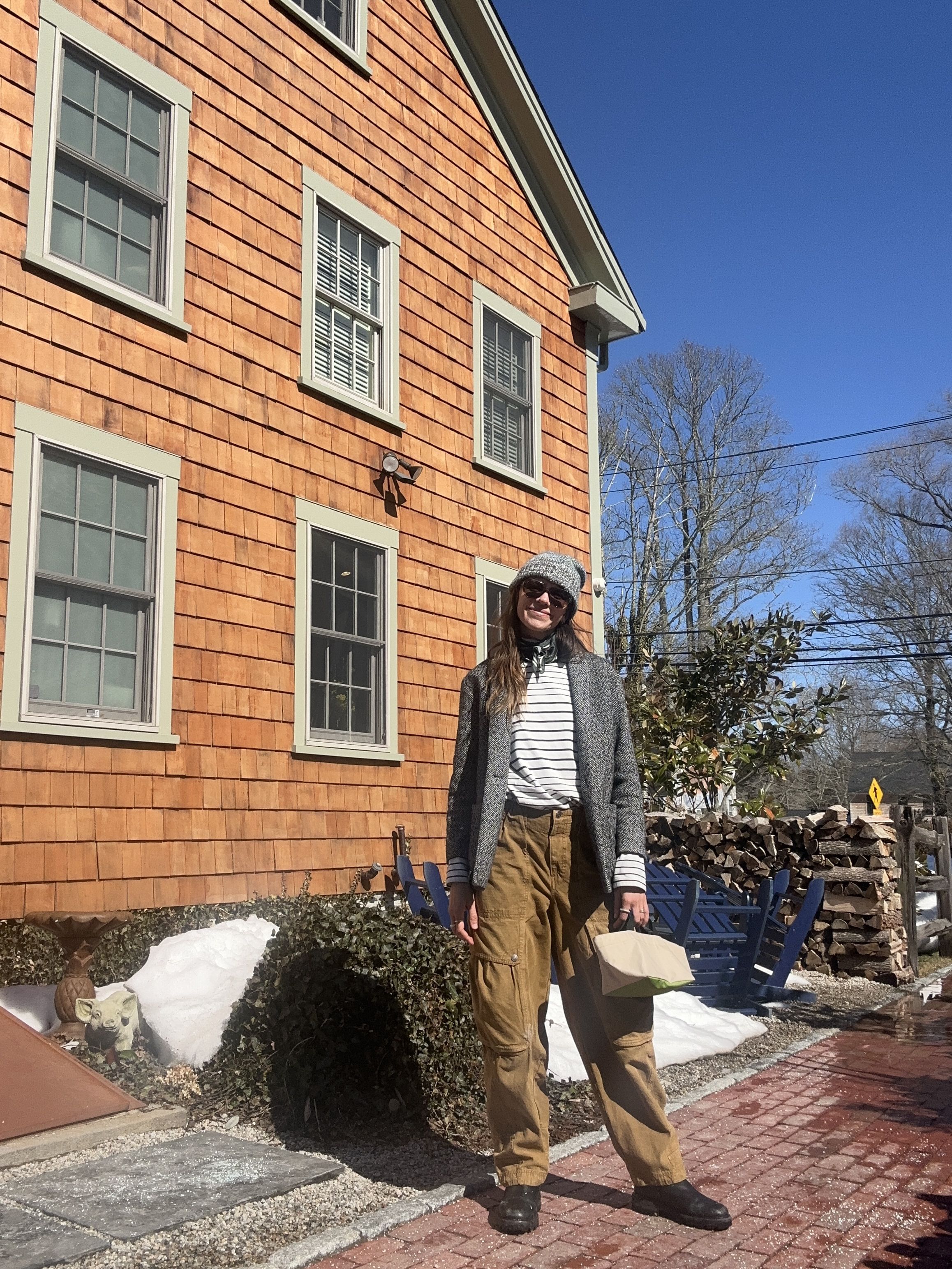 Julia Gall styles her Herv&amp;eacute; Chapelier bag with cargo pants and a wool blazer