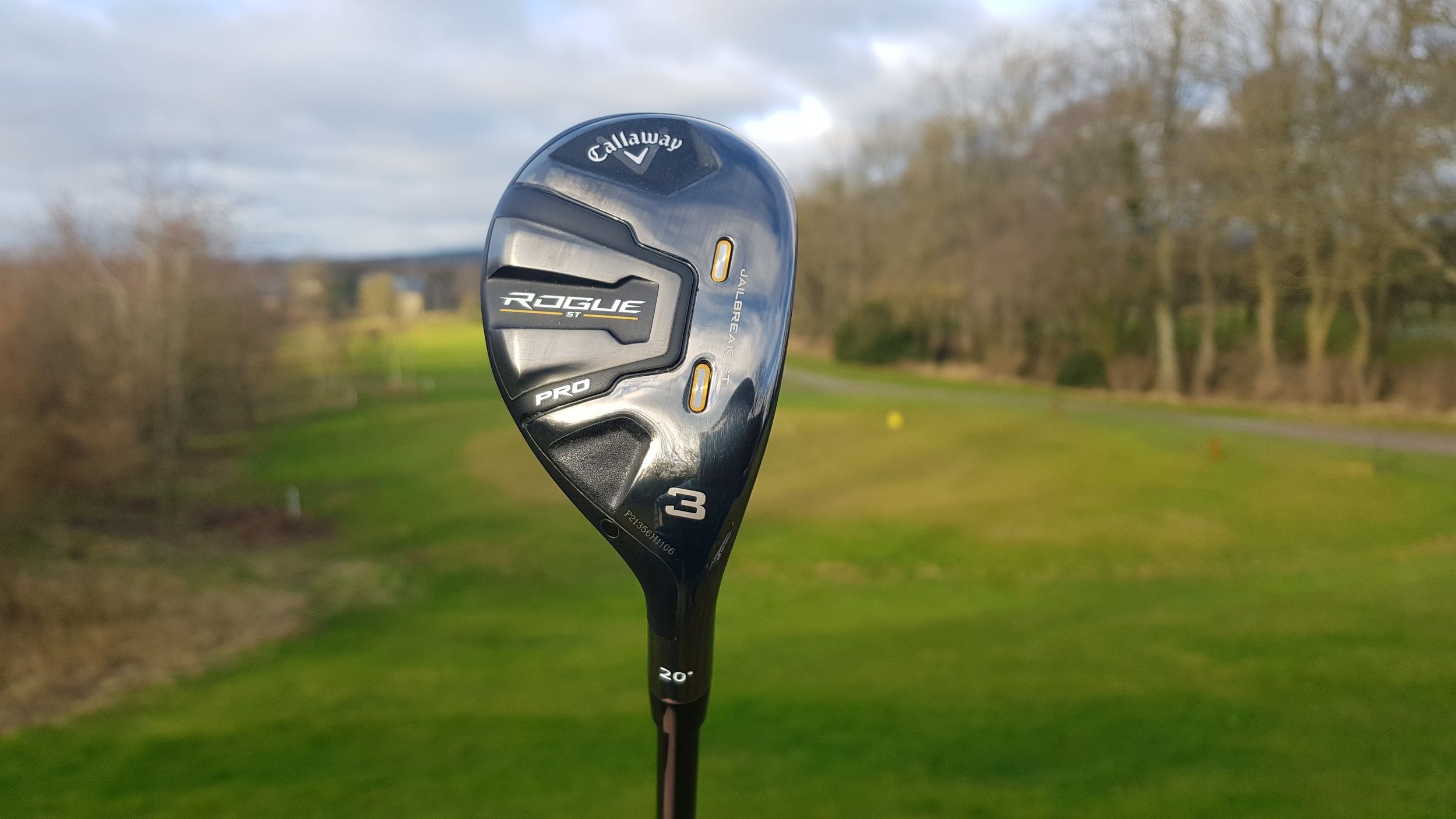 thumbnail image 2 of Callaway Rogue ST Pro 3 Hybrid - Stiff Graphite Mitsubishi Tensei AV White - 20° 2 of 6