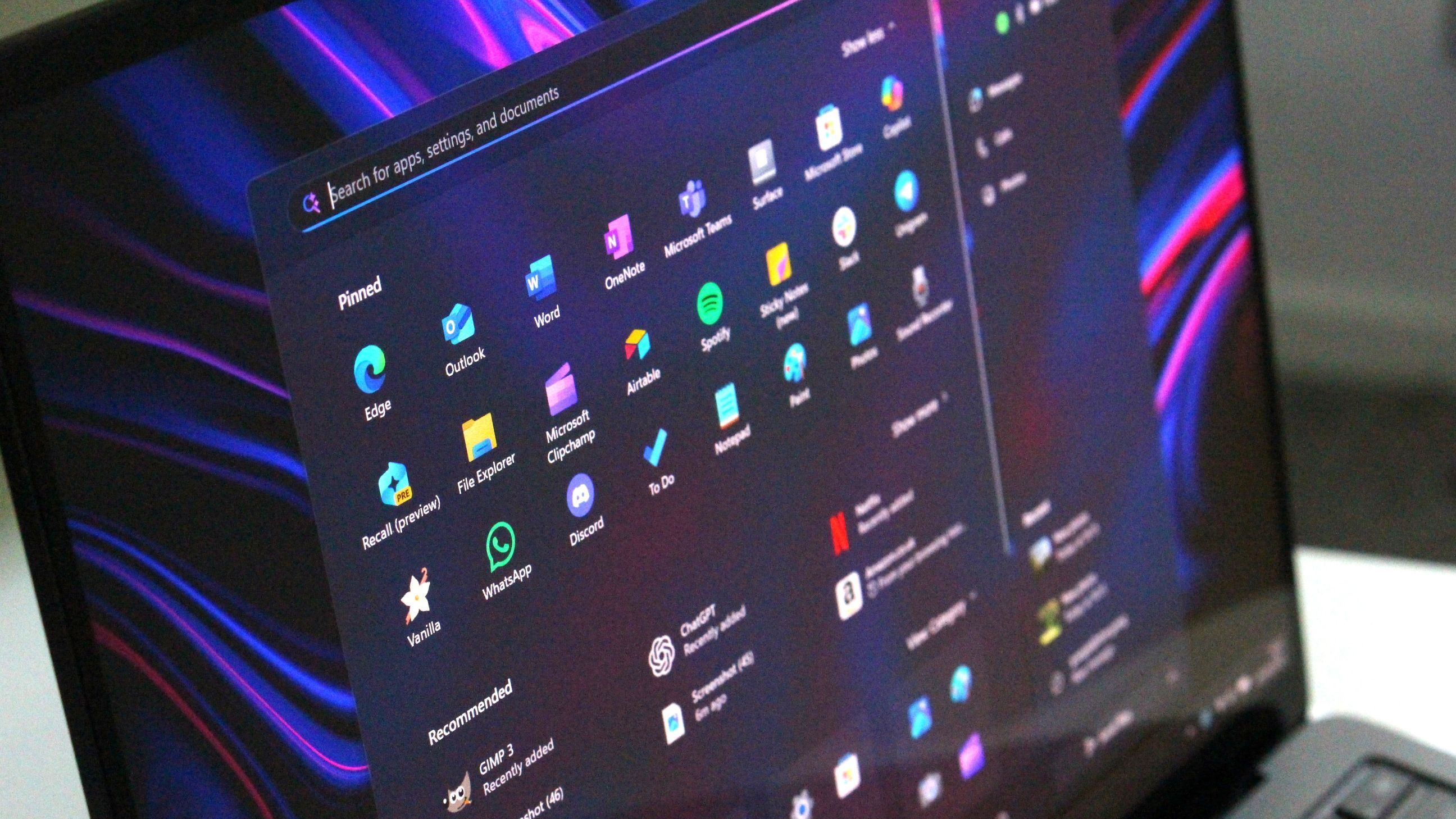 新品　Windows 11  Windows 11 build 25252 brings VPN and Search updates