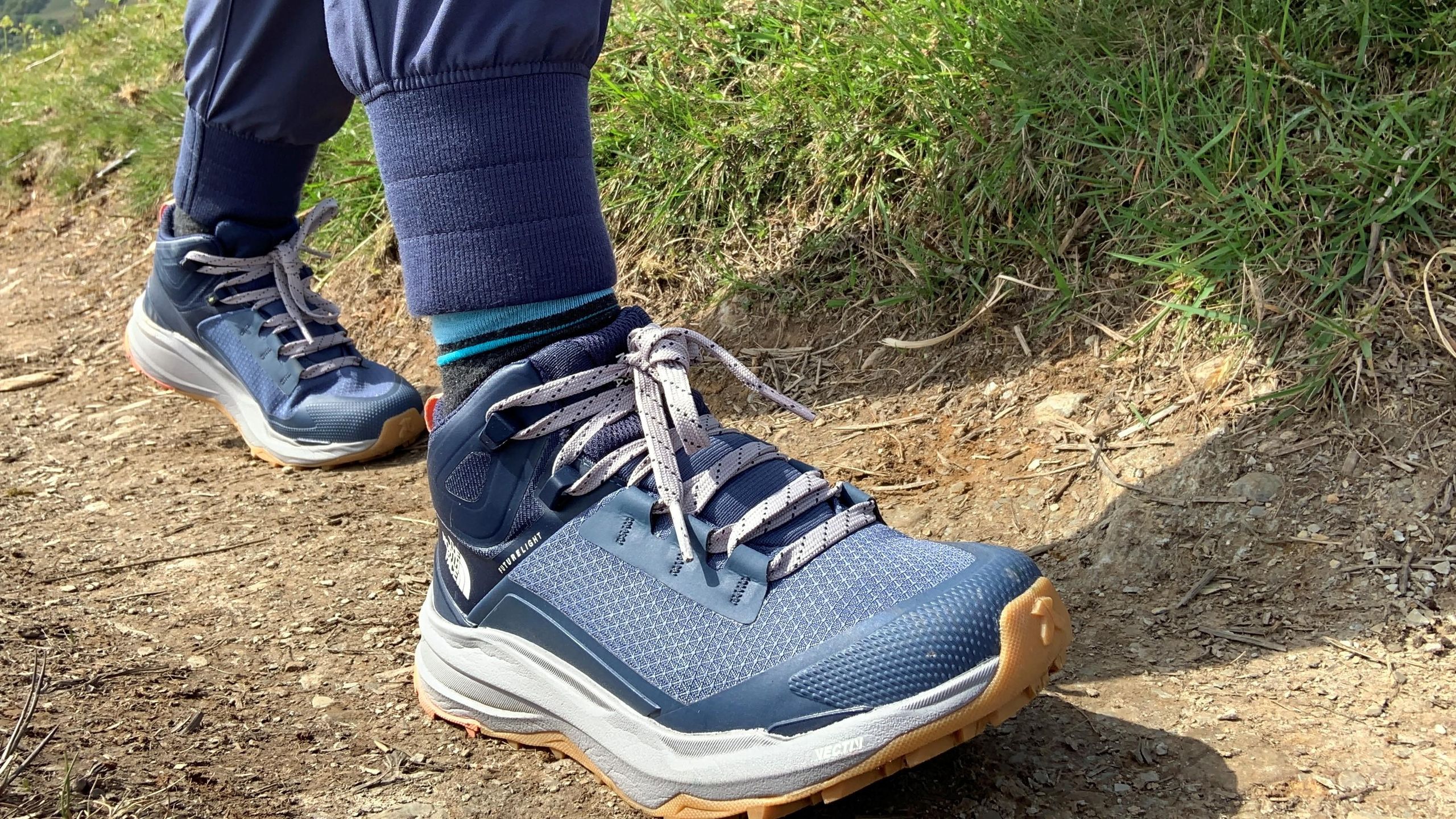 The North Face Vectiv Exploris II Mid Futurelight hiking shoes
