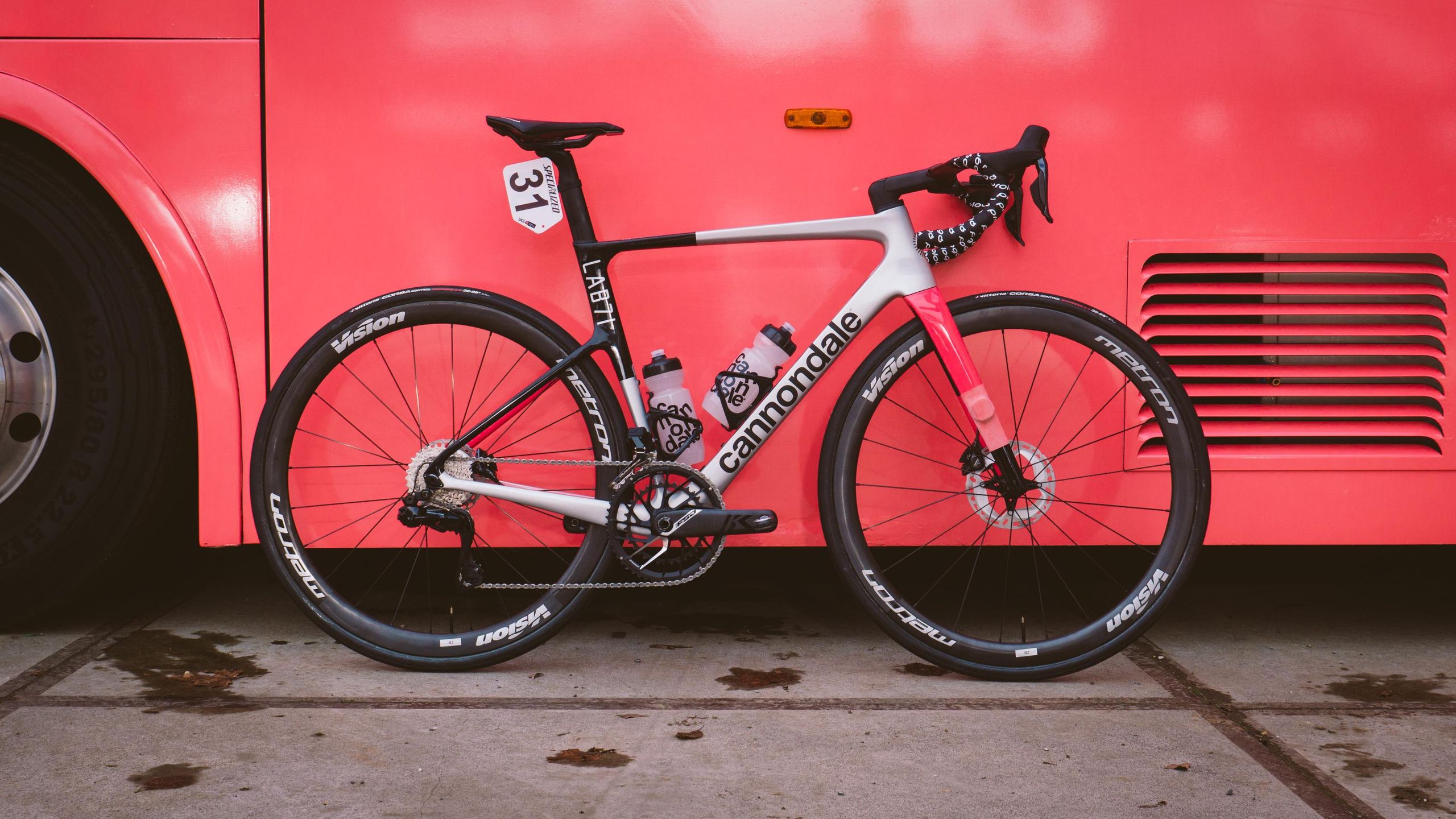 Check out Zoe Bäckstedt's all-new Cannondale SuperSix Evo 4