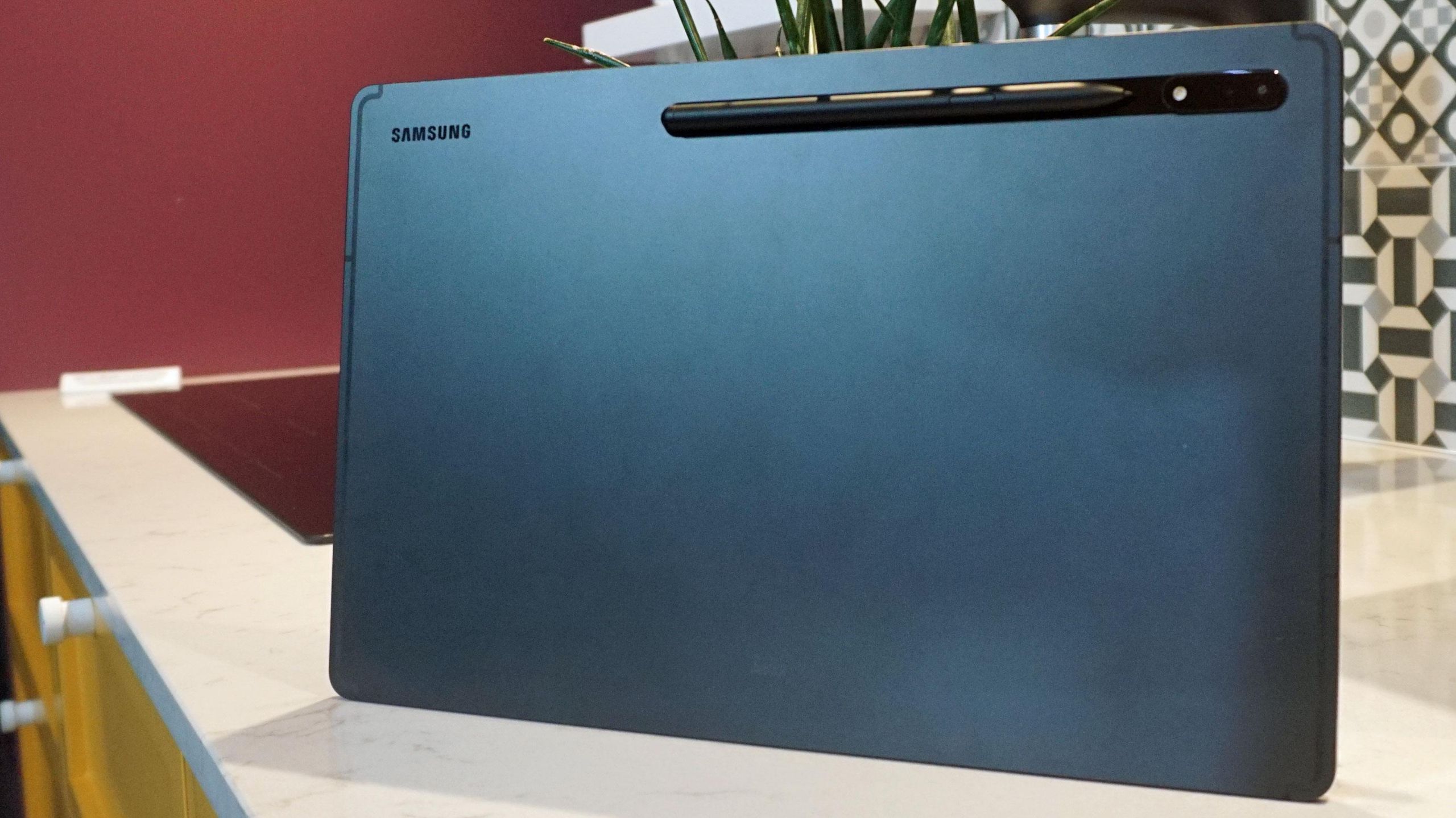 Samsung Galaxy Tab S8 Ultra Black Friday deal is so good, I might