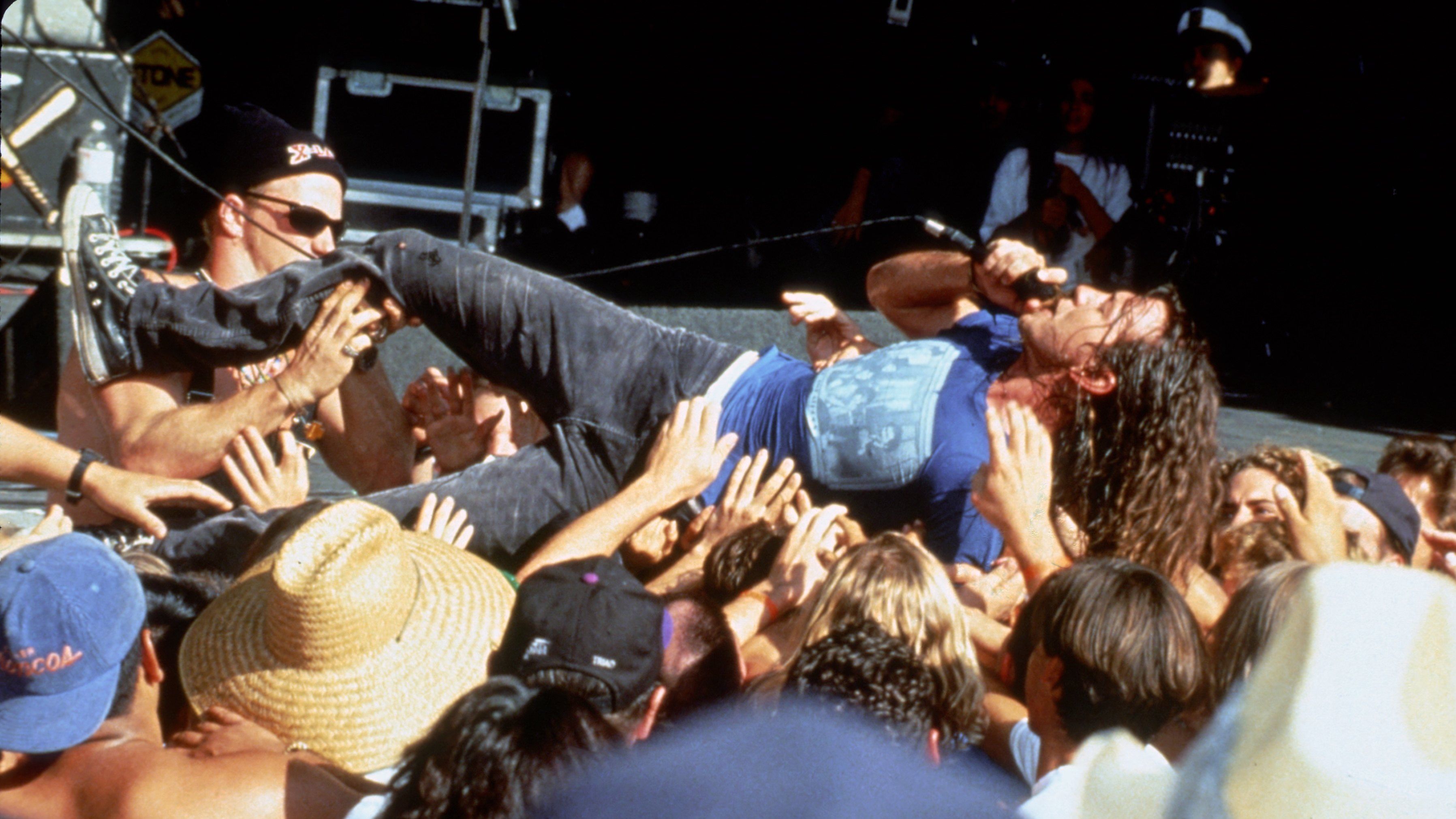 UNSPECIFIED - CIRCA 1992: Photo of Pearl Jam and Eddie Vedder (Photo by Anna Krajec/Michael Ochs Archives/Getty Images)