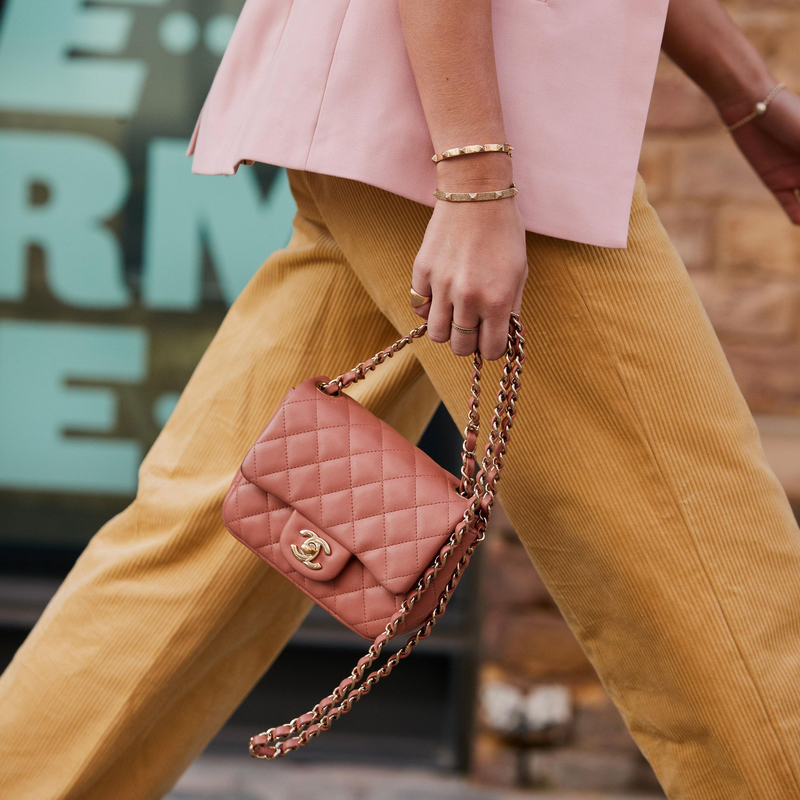 ハ*ト様 US 三軒茶屋　Customized Quilted Body Bag US Customized Quilted Body Bag 三軒茶屋 キムタク キムタク