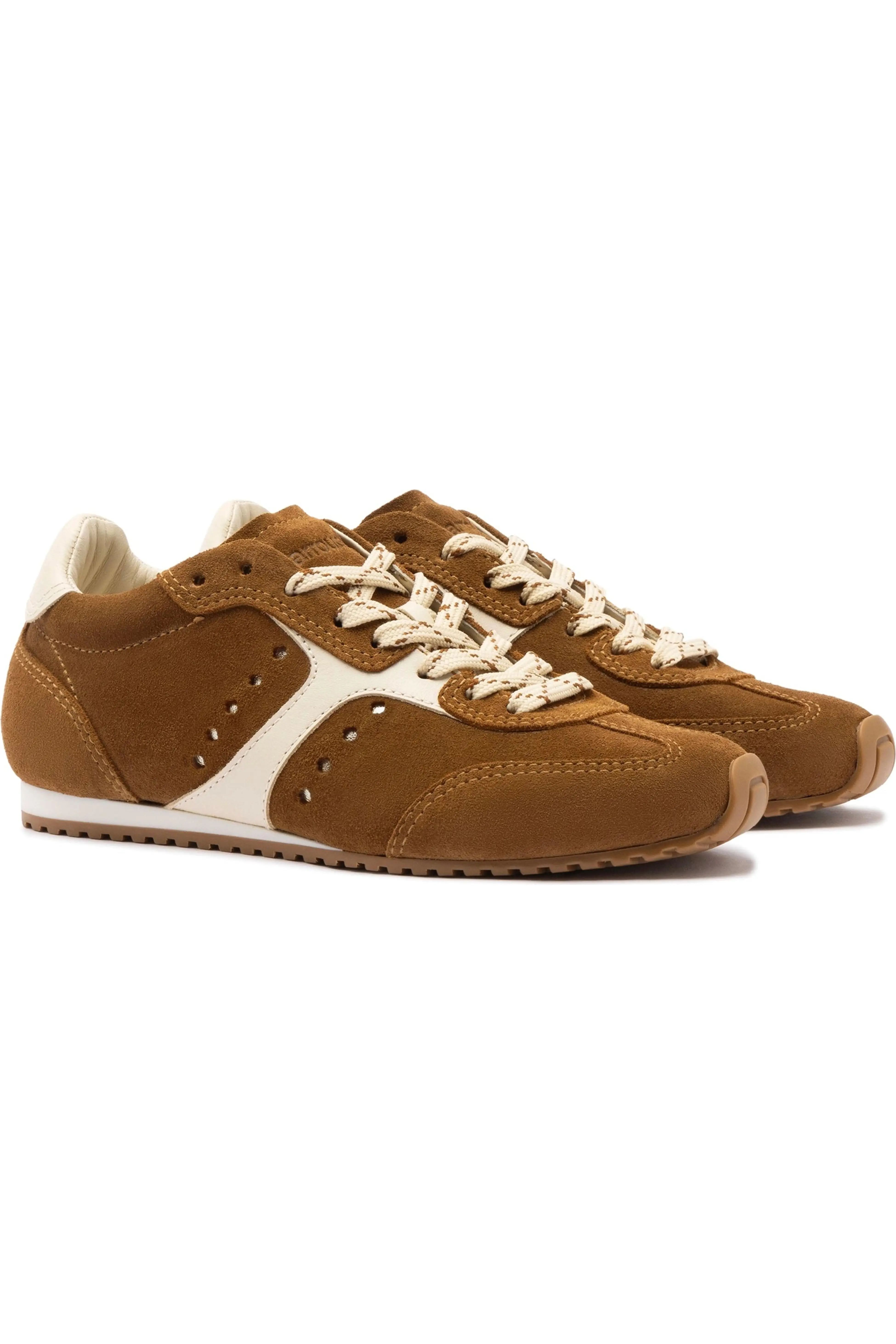 Larroud&amp;eacute; Stella Sneaker