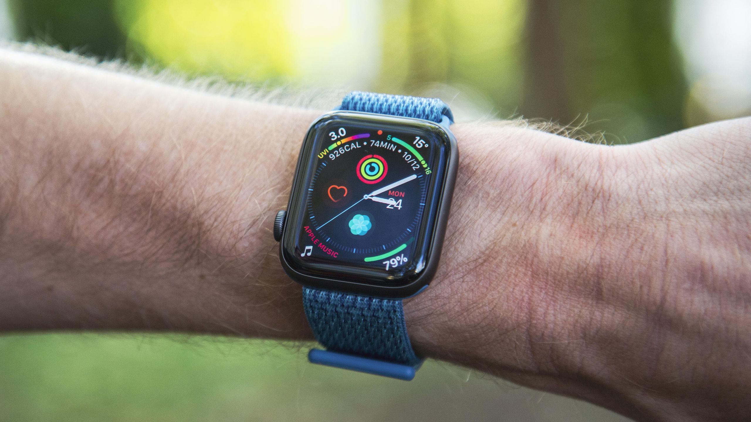 does victoria secret sell sex toys Apple Watch not ringing or vibrating with incoming calls? Try these tips main image 1