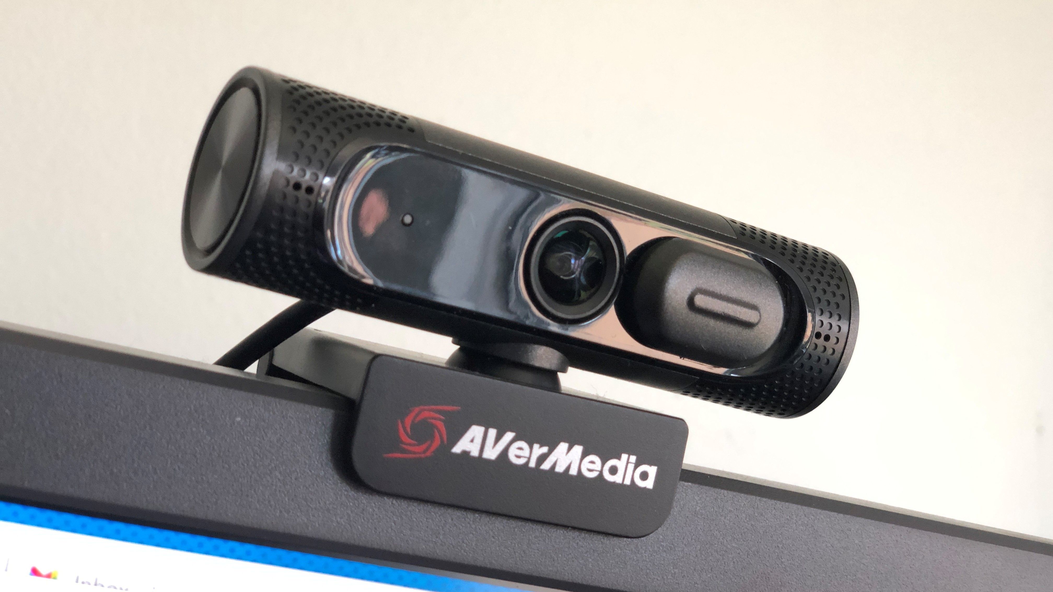 AVerMedia webcamera ウェブカメラ　アバメディア　PW315 Amazon.co.jp: AVerMedia PW315 - フルHD 1080P 60FPS Webカメラ