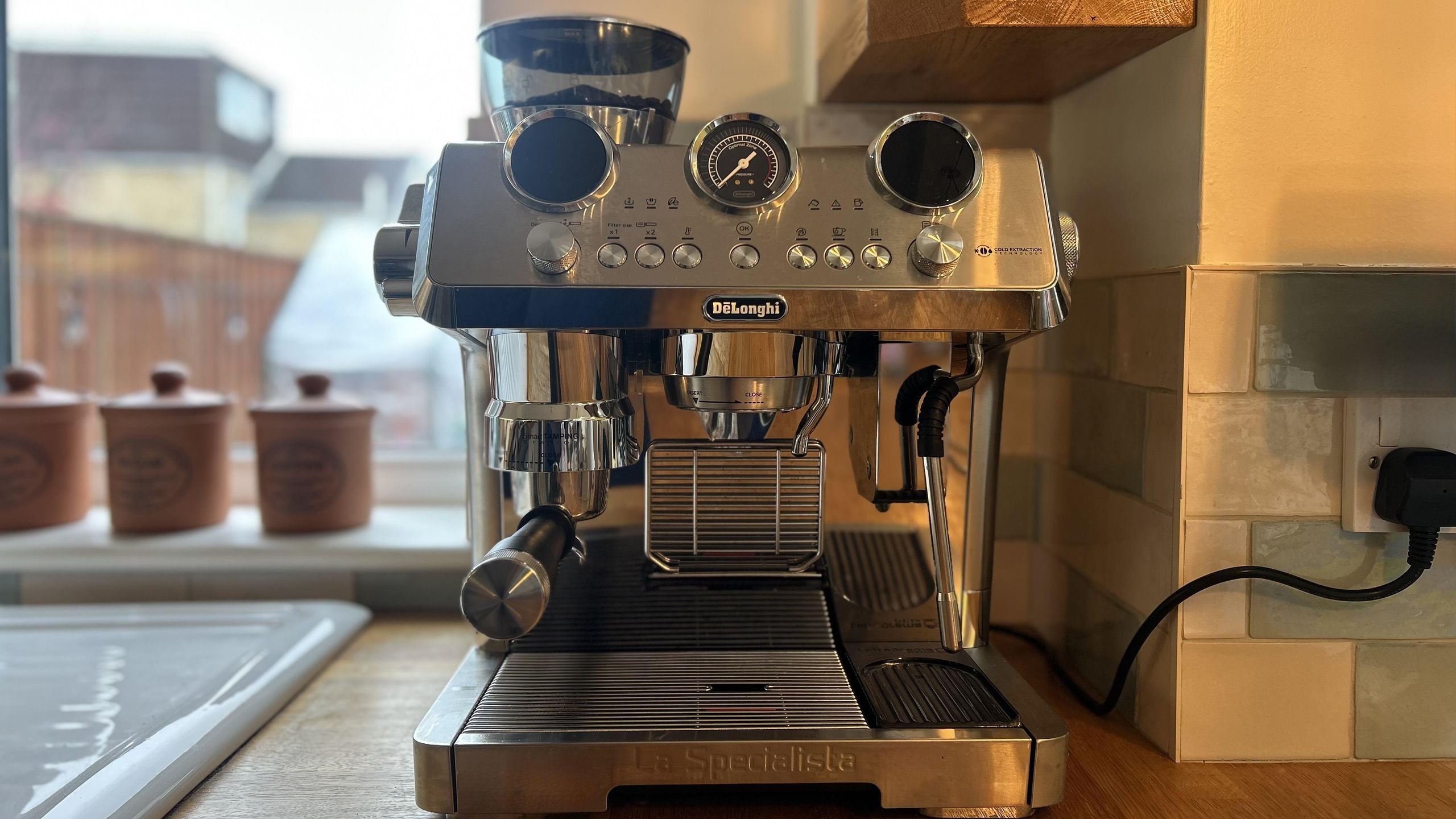 De'Longhi La Specialista Maestro review: A powerful but demanding