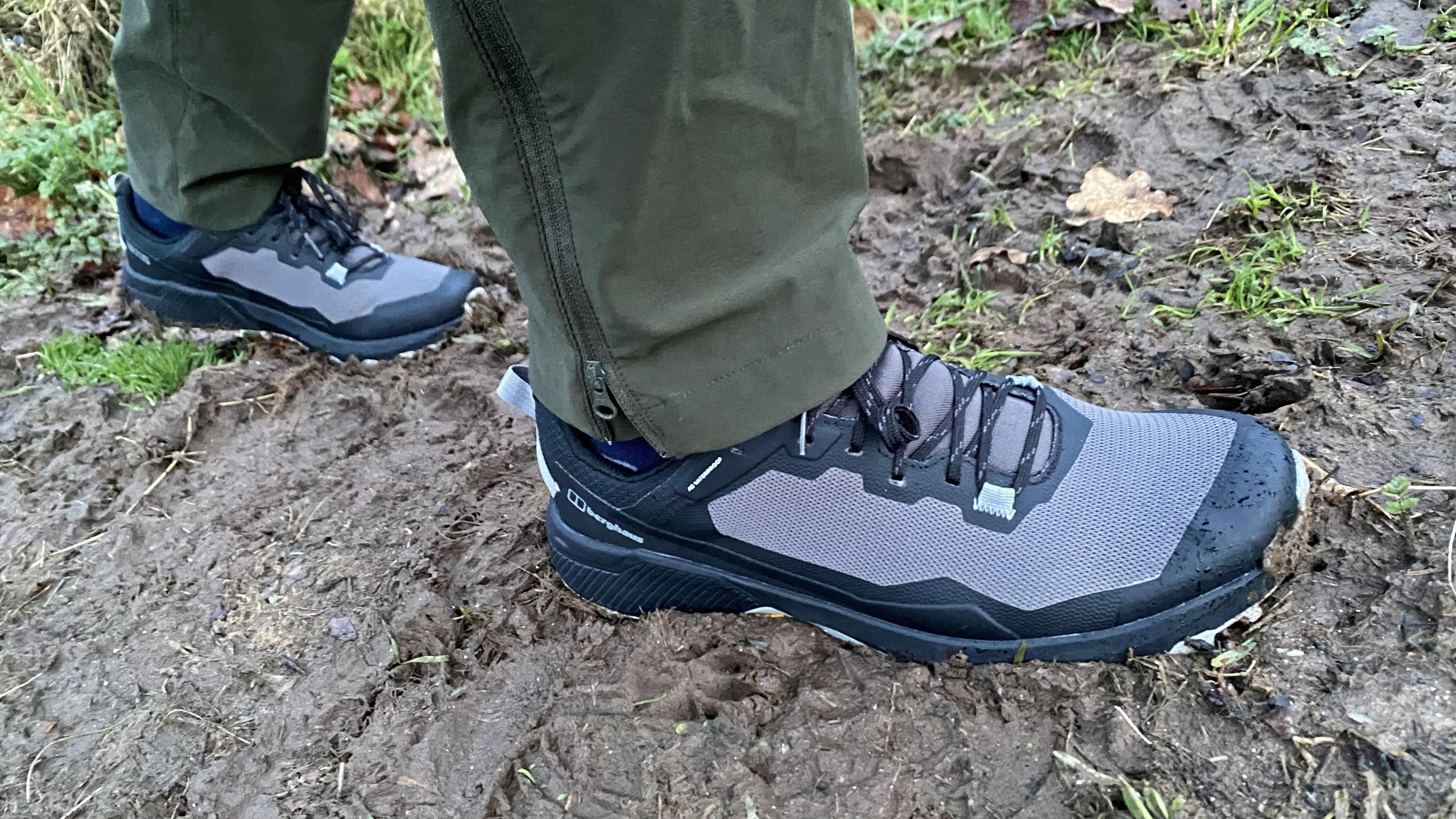 Berghaus Scarpe Da Trekking Uomo Revolute Active - Impermeabili, Traspiranti, Suola Vibram