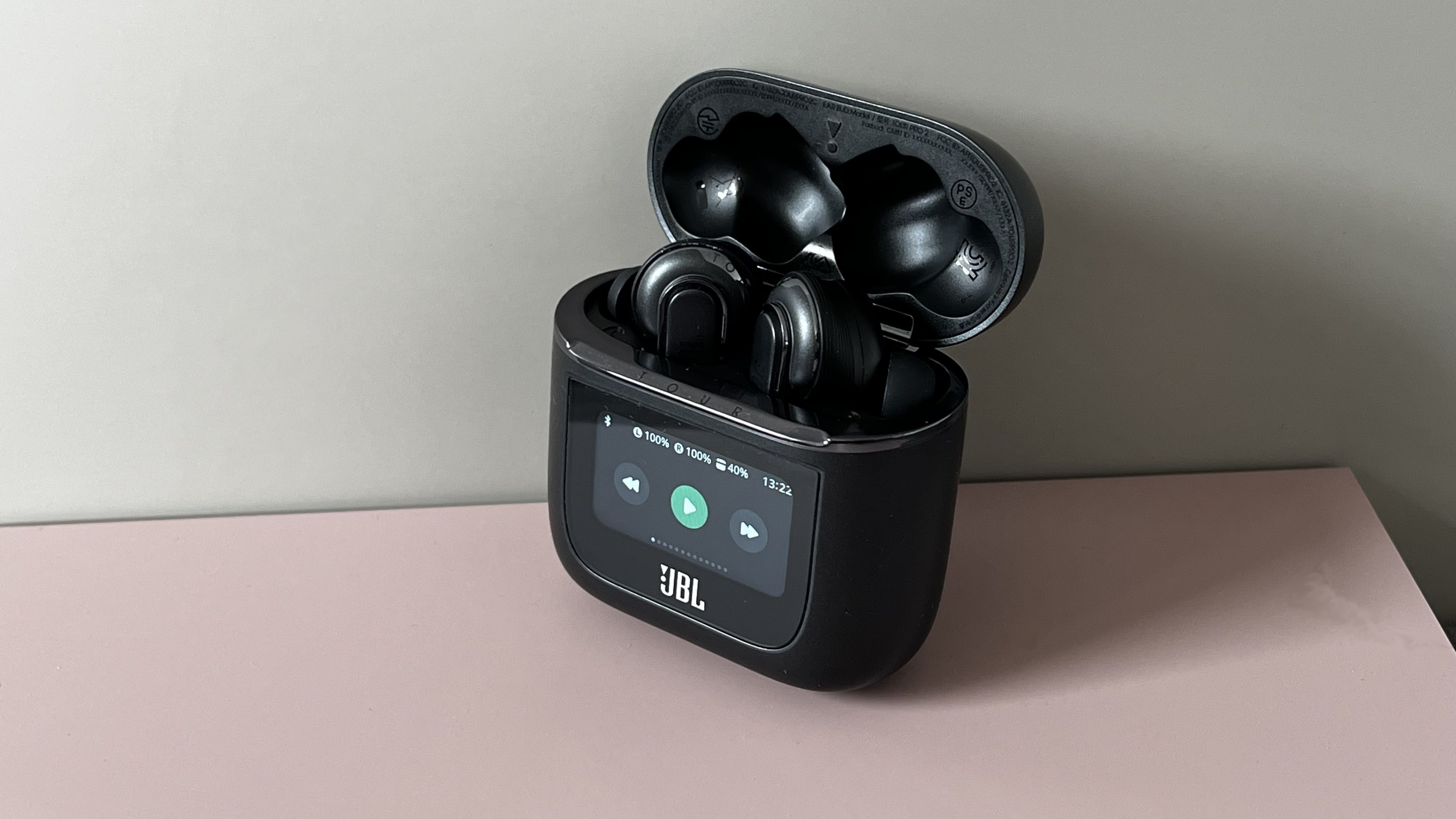 JBL TOUR PRO 2 ブラック Amazon.com: JBL Tour Pro 2 (Black) - True Wireless Noise