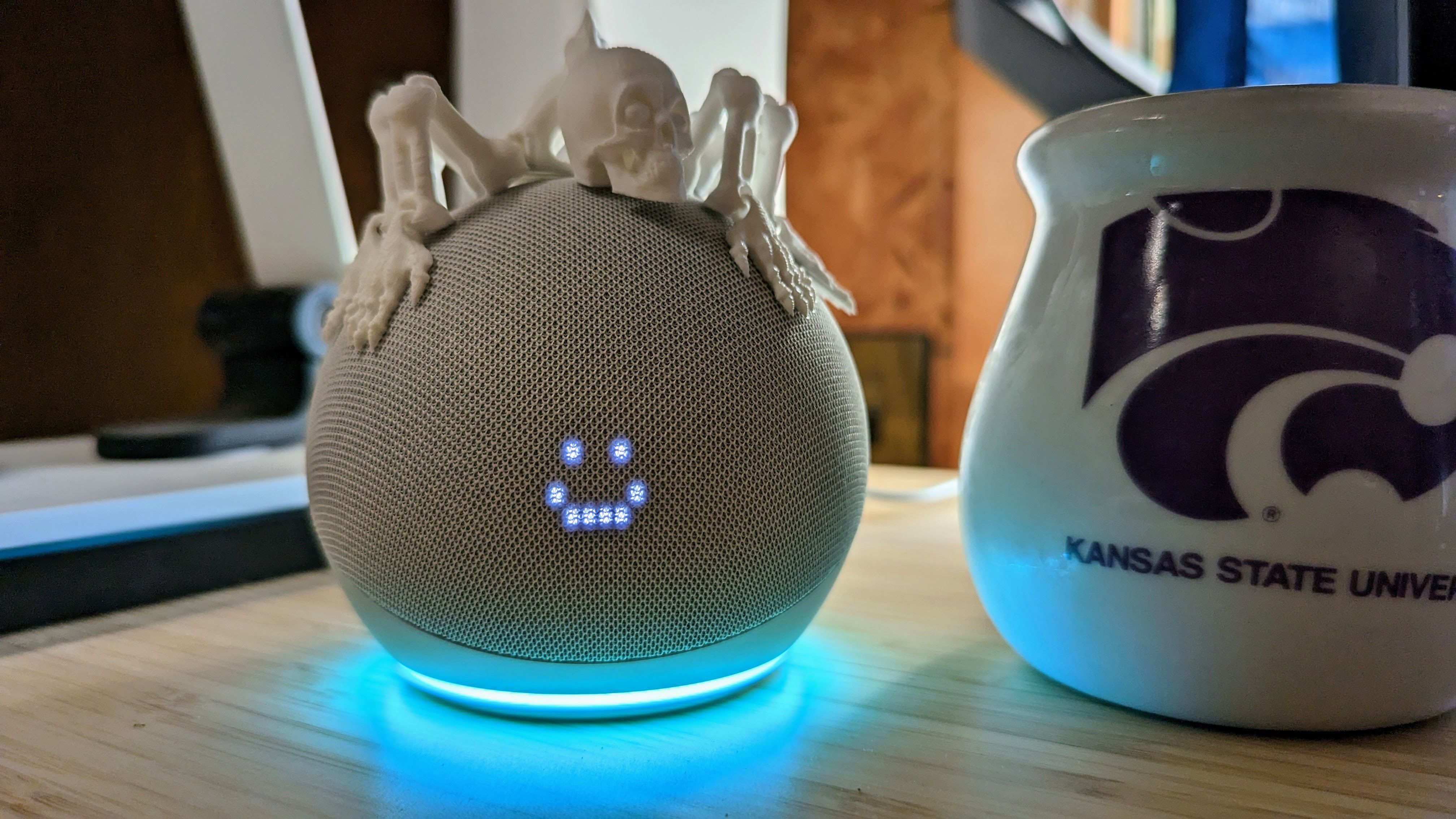 SwitchBot ドアロックセット　echo dot with clock 61-DJe5QbRL._AC_SY200_QL15_.jpg