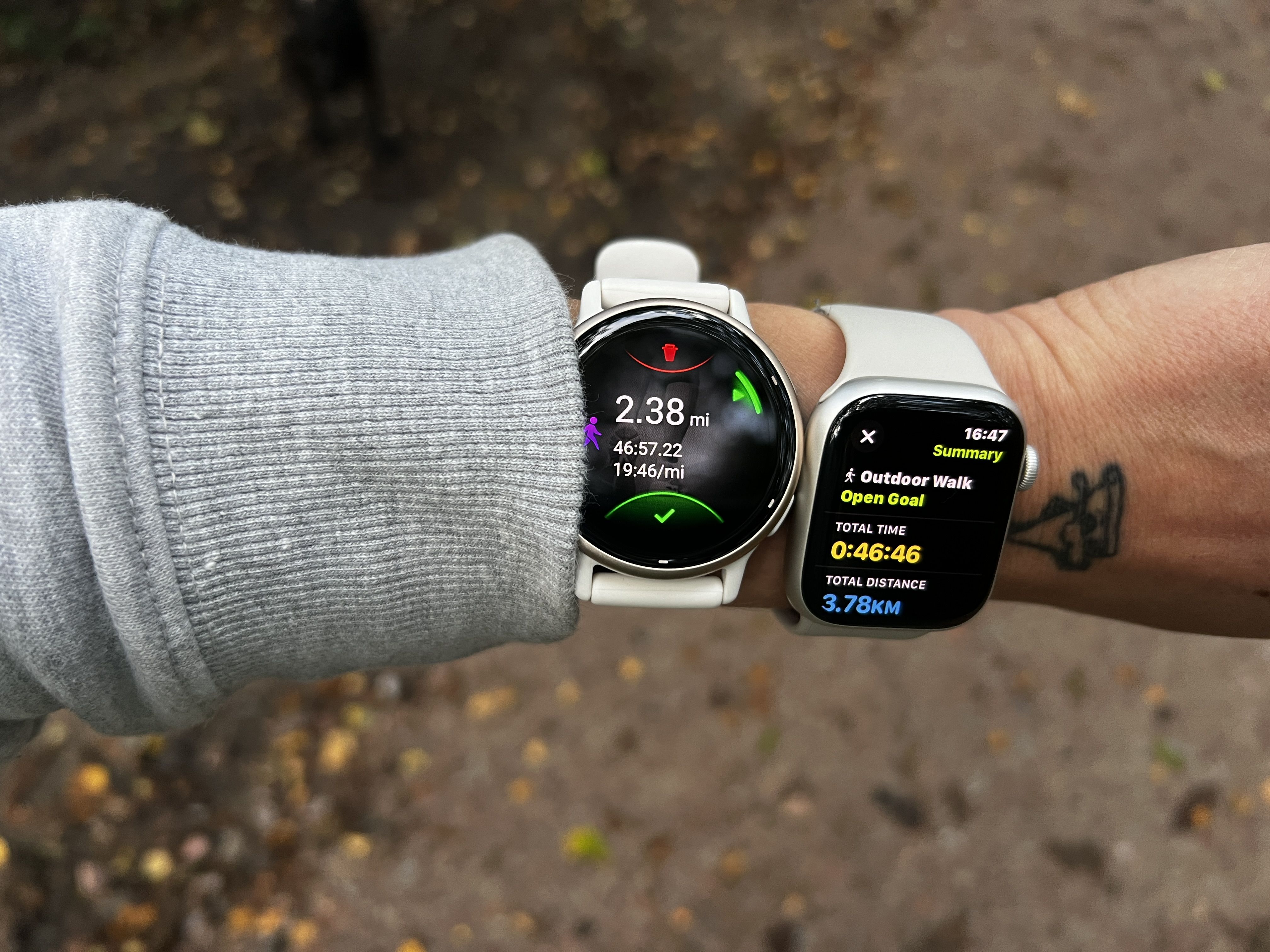 I ran 5K with the Apple Watch Series 7 and Garmin Vivoactive I ran 5K with the Apple Watch Series 7 and Garmin Vivoactive