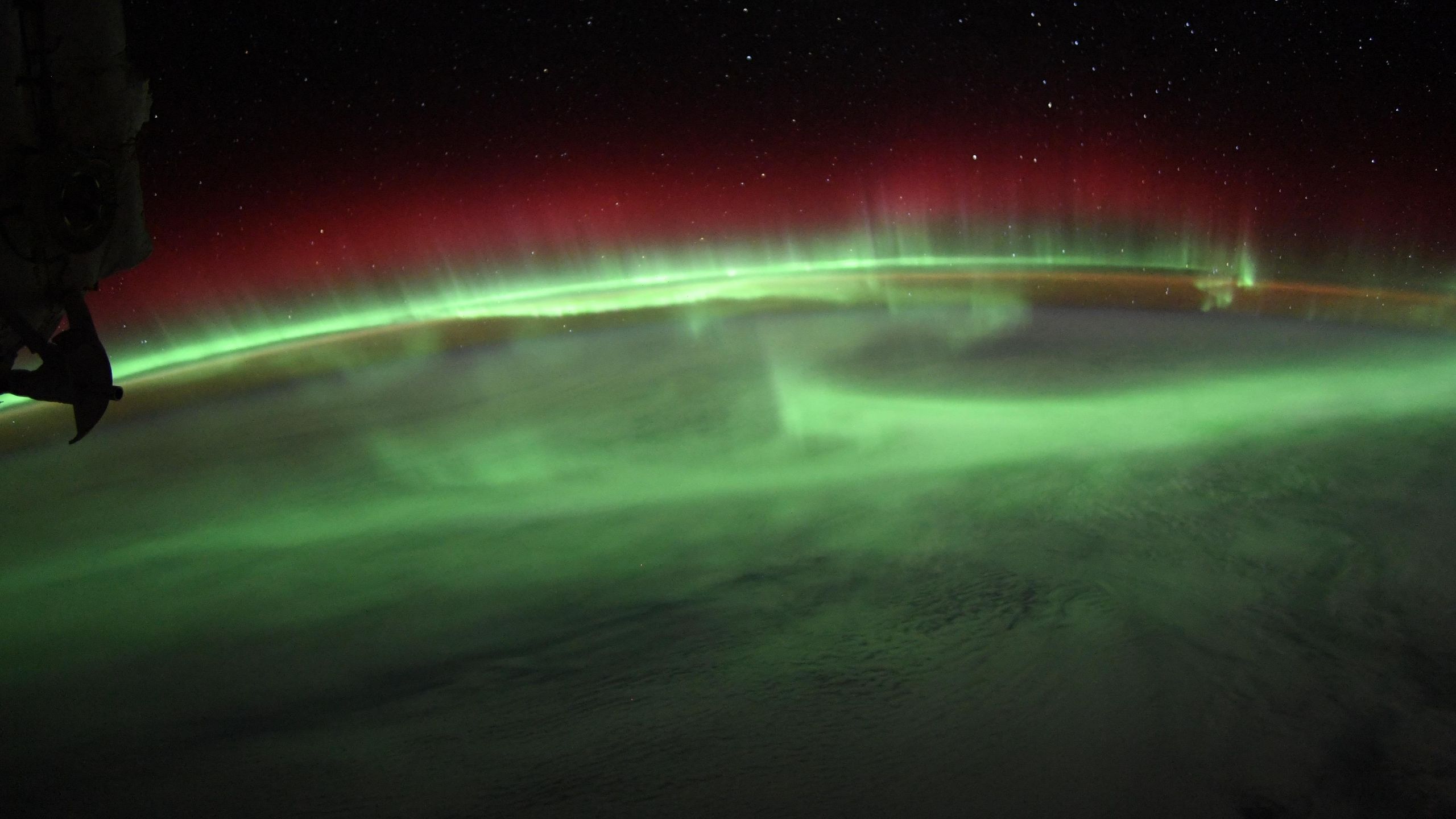 Auroras blasted a 250-mile-wide hole in Earth's ozone layer | Space