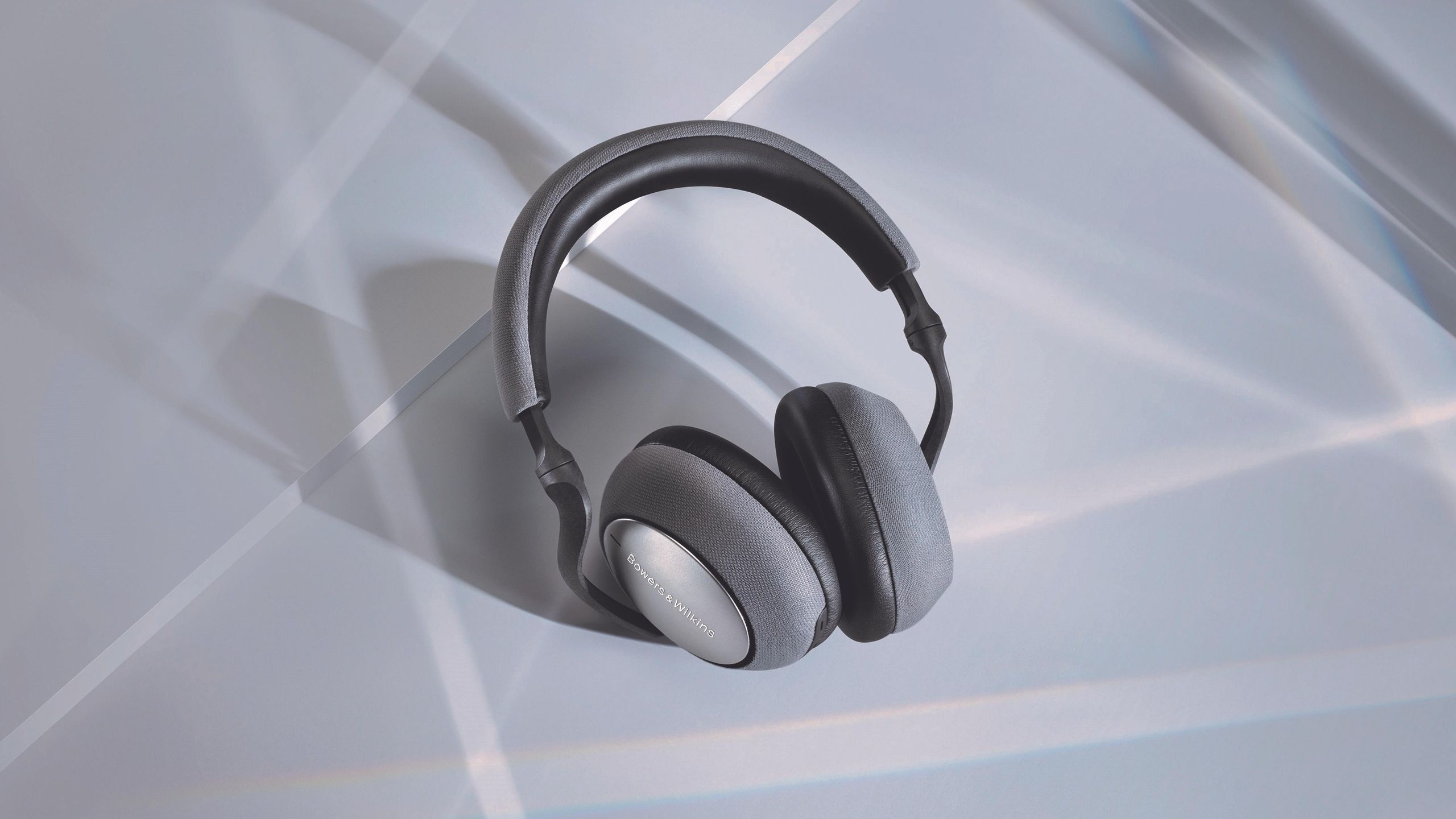 Bowers & Wilkins PX7 review: Great sound in a premium package