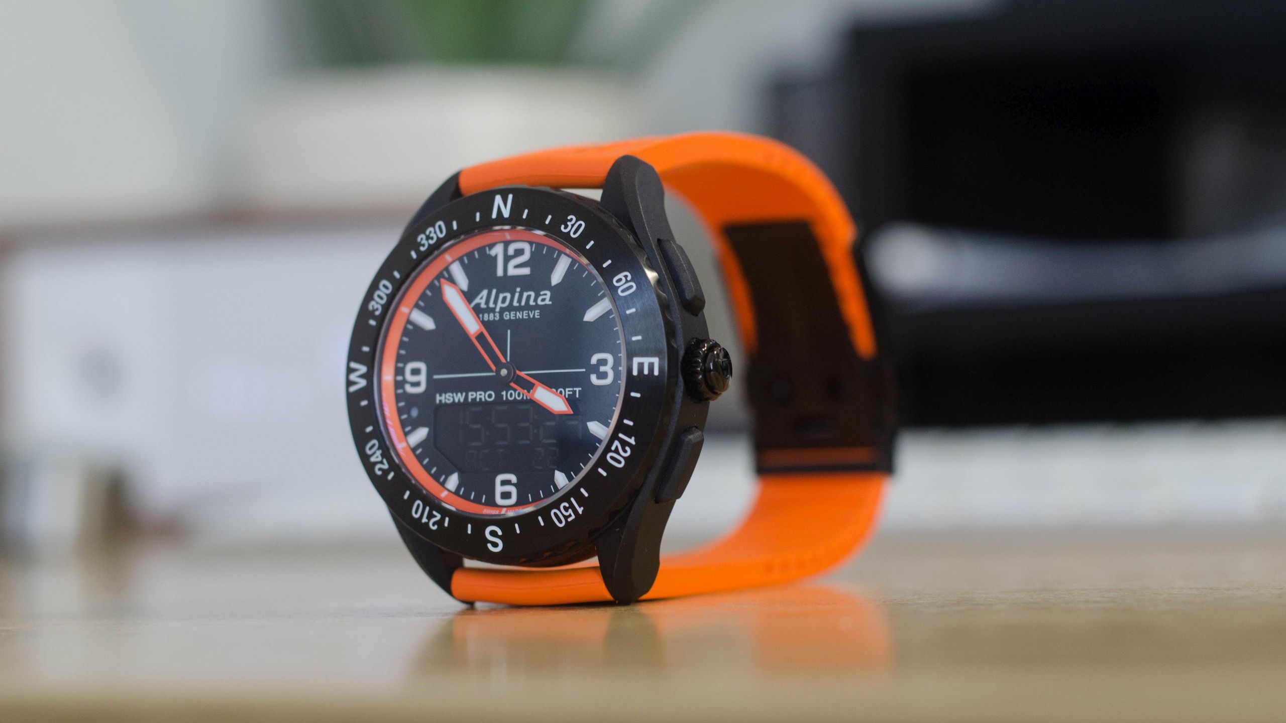 Alpina HSW PRO 330FT スマートウォッチ Alpina HSW PRO 330FT スマートウォッチ スイスウォッチメーカー
