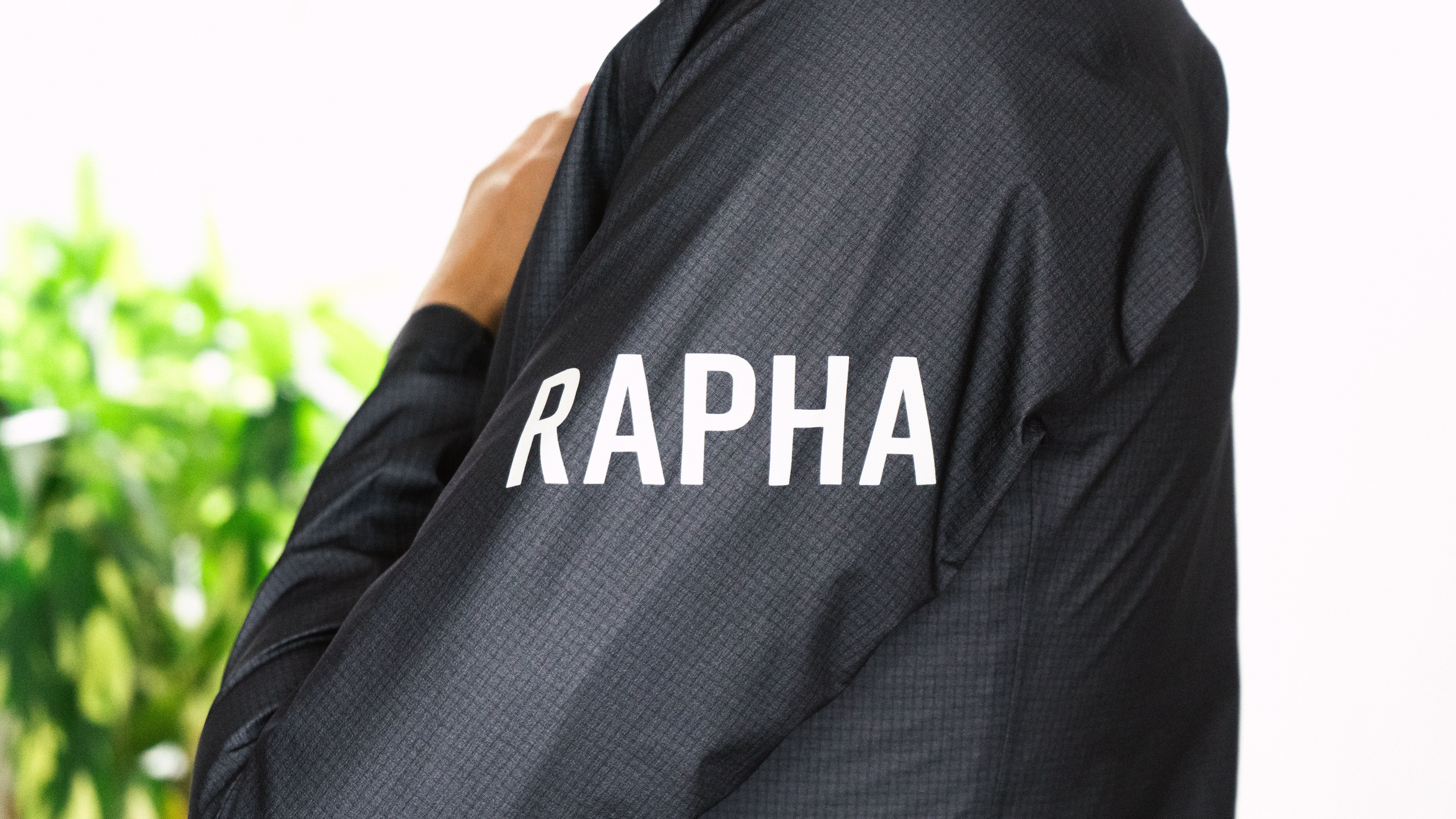 ウェア Rapha Pro Team LW Wind Jacket Rapha Pro Team Lightweight Wind Jacket - Men's - Men