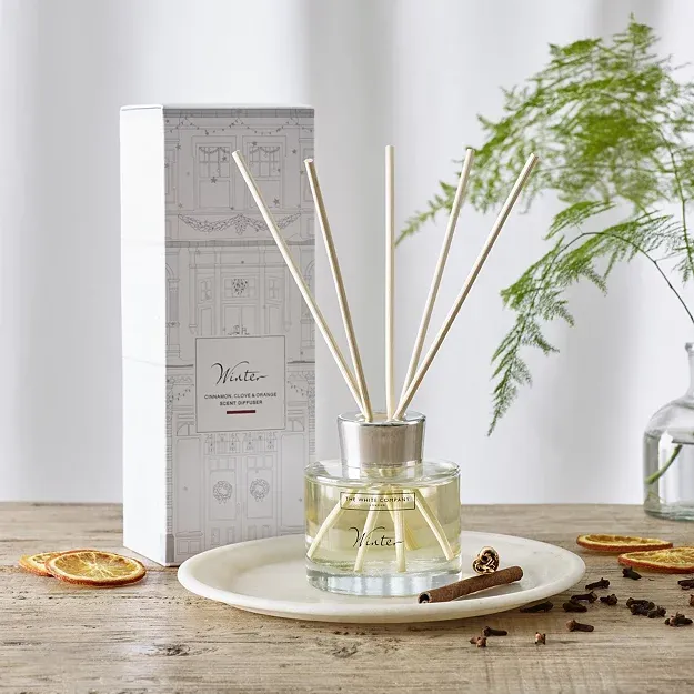 Winter Diffuser | Christmas Fragrances | the White Company