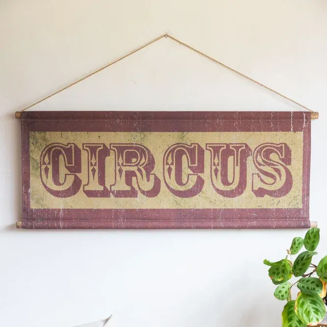 DUTCH IMPORTS, Vintage-Style Circus Wall Art