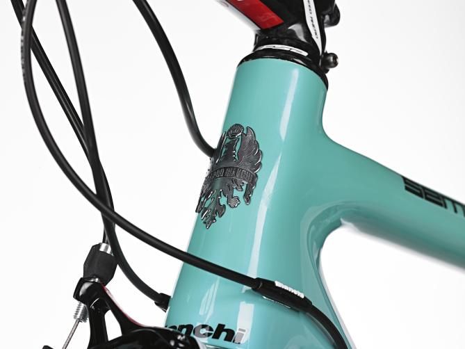 Bianchi unveils Androni-Venezuela's new Sempre Pro | Cyclingnews