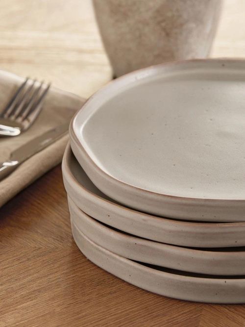 Set of 4 Natural Lana Side Plates
