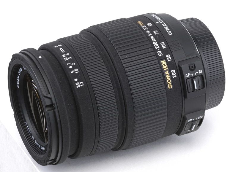 SIGMA ズームレンズ 50-200mm 1:4-5.6 DC OS HSM c3dd405abd214d2aeb9e2023b0bdbf
