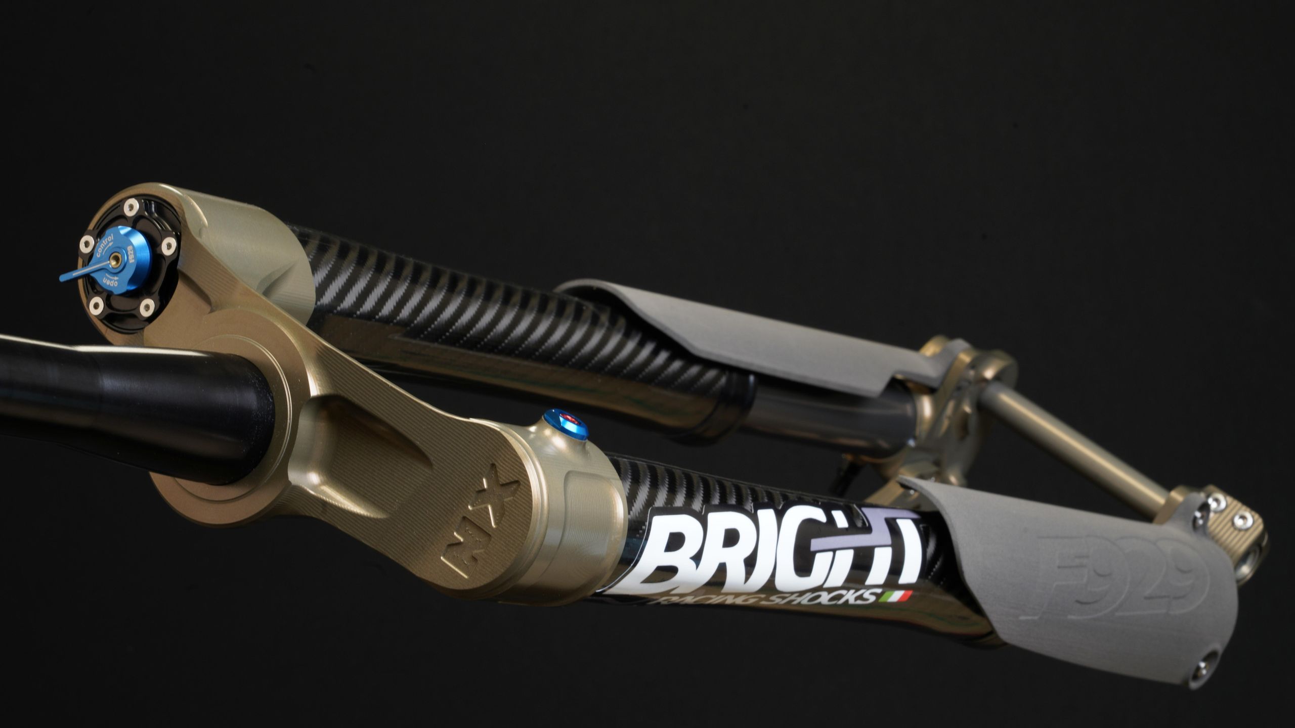 【R】BrightWin Buy *TiWinder Blue Full System w/ 18