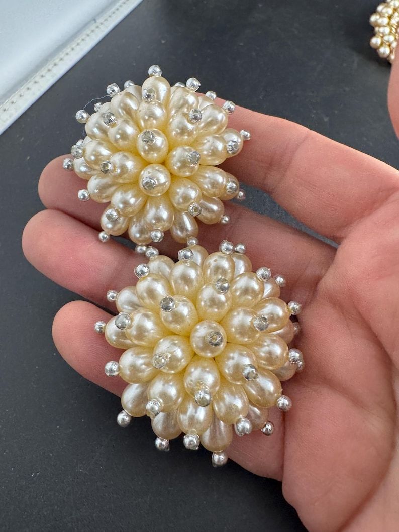 Vintage Clip-On Earrings, Cream Pearl Cluster (4cm Oversized)