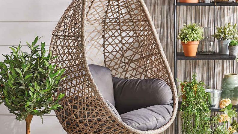 egg chair aldi