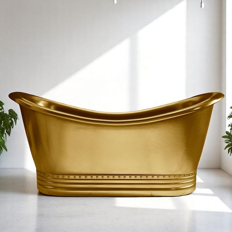 Handmade Brass Clawfoot Bathtub: Antique Hammered Finish Soaking Tub