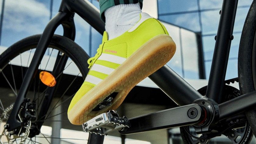 adidas gazelle silver green womens adidas Velosamba Made with Nature Cycling Shoes White 12