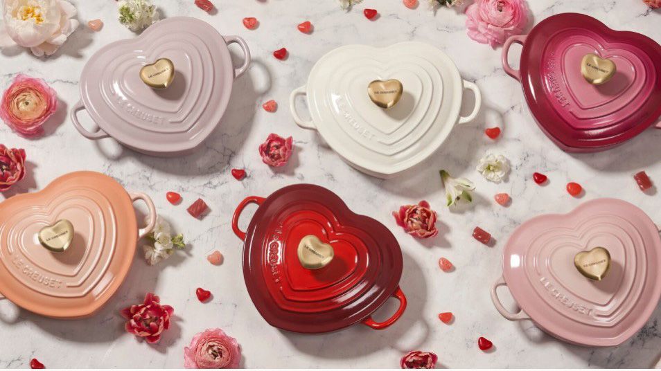 Love cooking ル・クルーゼのハート型 & ストウブのトマト Le Creuset shares the love with its heart-stopping Valentine's Day