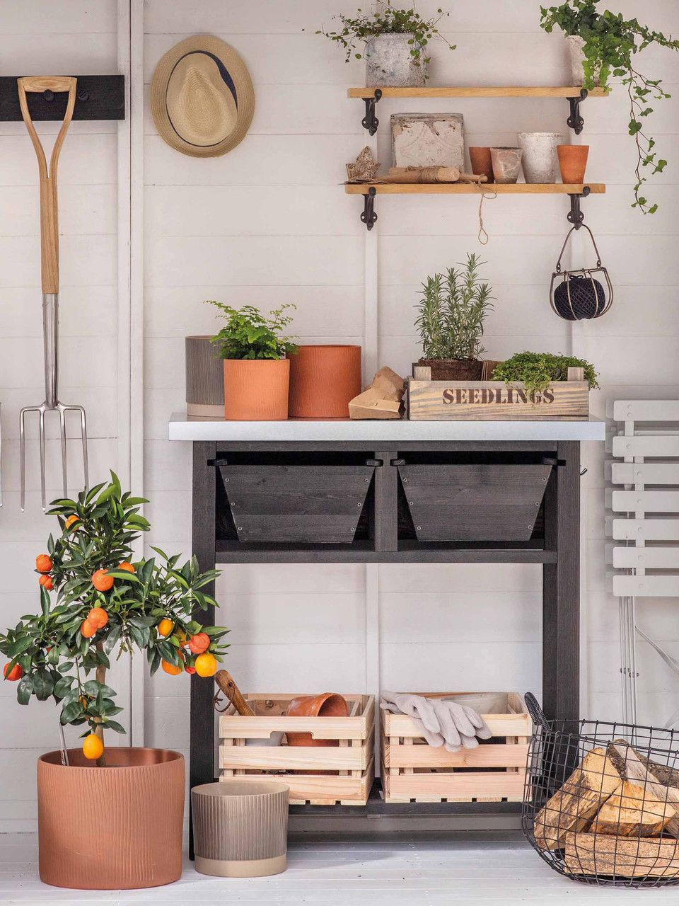 Moreton Potting Bench - Spruce, Black