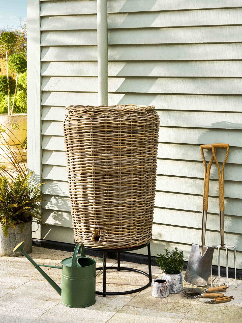 Kingscote Rattan Water Butt 200 L Natural