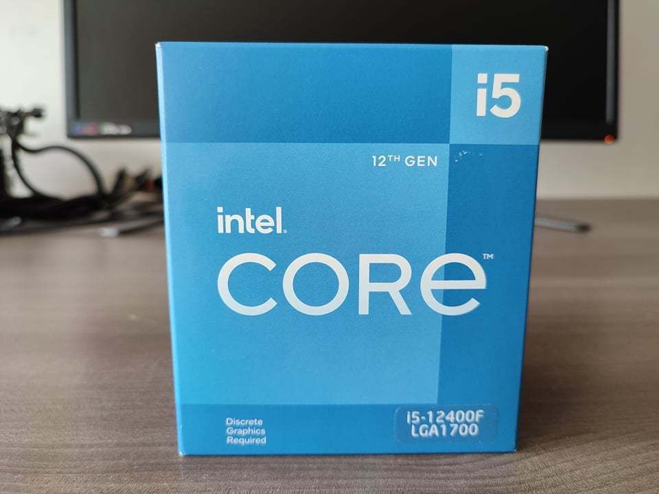 Intel i5 12400F