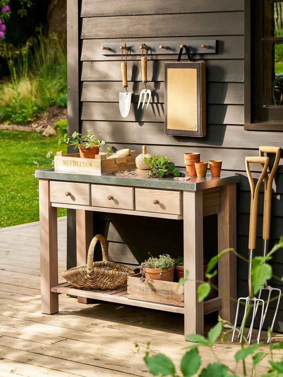 Aldsworth Potting Table - Spruce, Natural