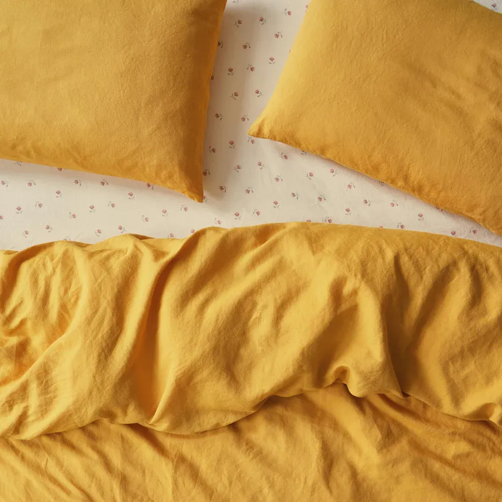 Piglet in Bed, Honey Linen Blend Duvet Cover