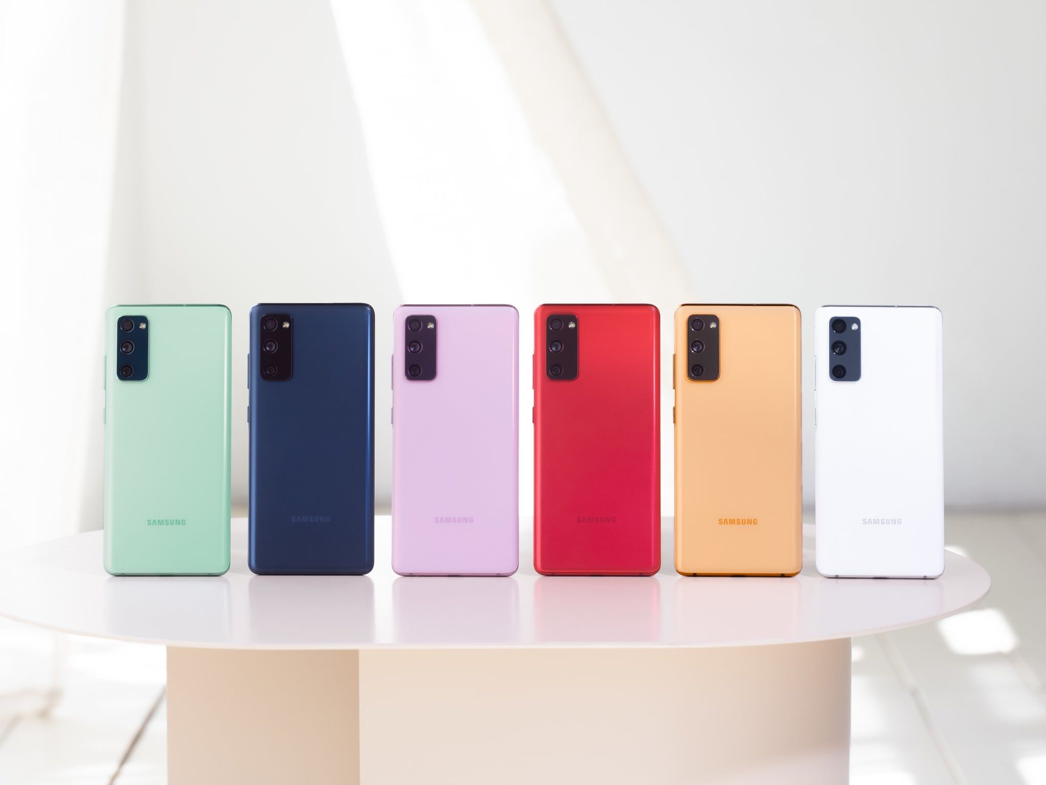 Samsung launches the Galaxy S20 Fan Edition with a plastic body