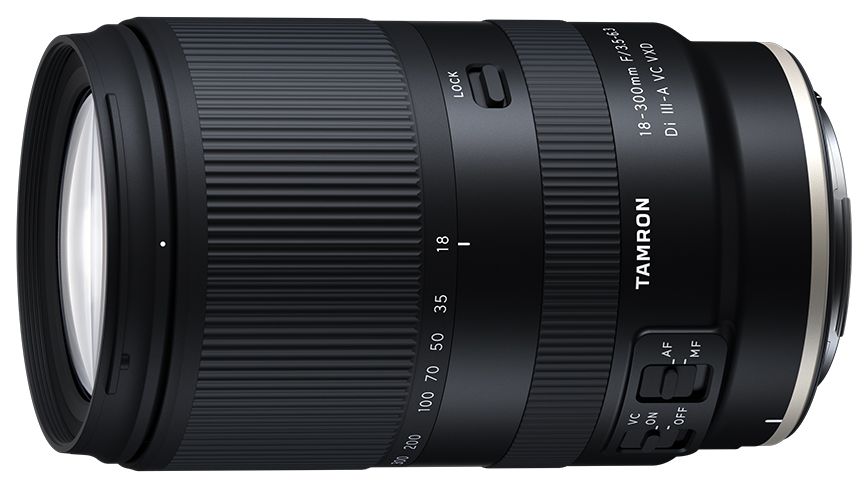 Tamron 18-300mm f/3.5-6.3 Di III-A VC VXD superzoom