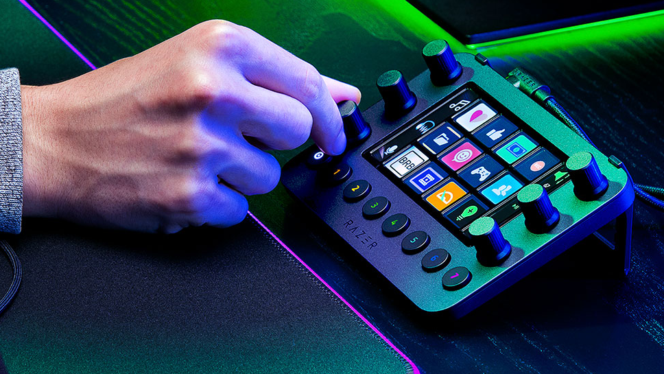 Razer's Stream Controller Lets You Control Your PC Easily | Tom's
