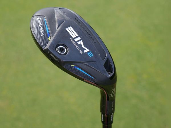 TaylorMade SIM2 rescue 2U 17° TaylorMade SIM2 Rescue Hybrid | Golf Avenue