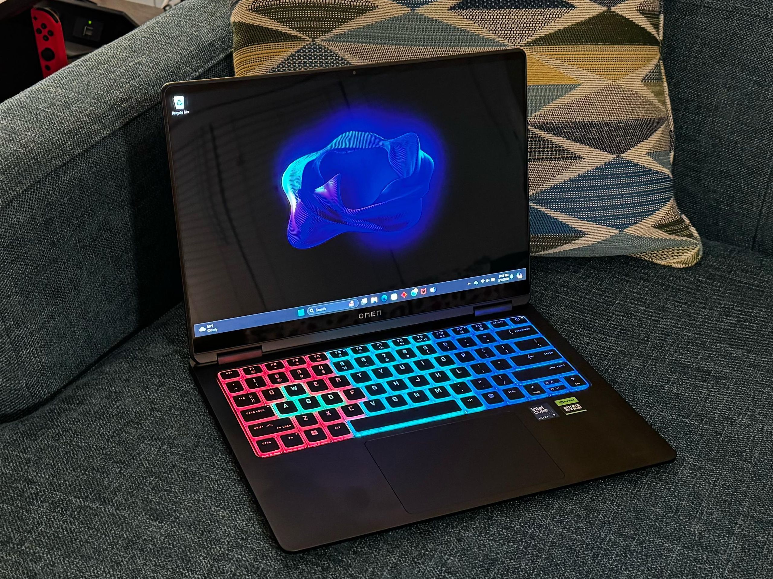 HP Omen Transcend 14 review: Compromising between size and