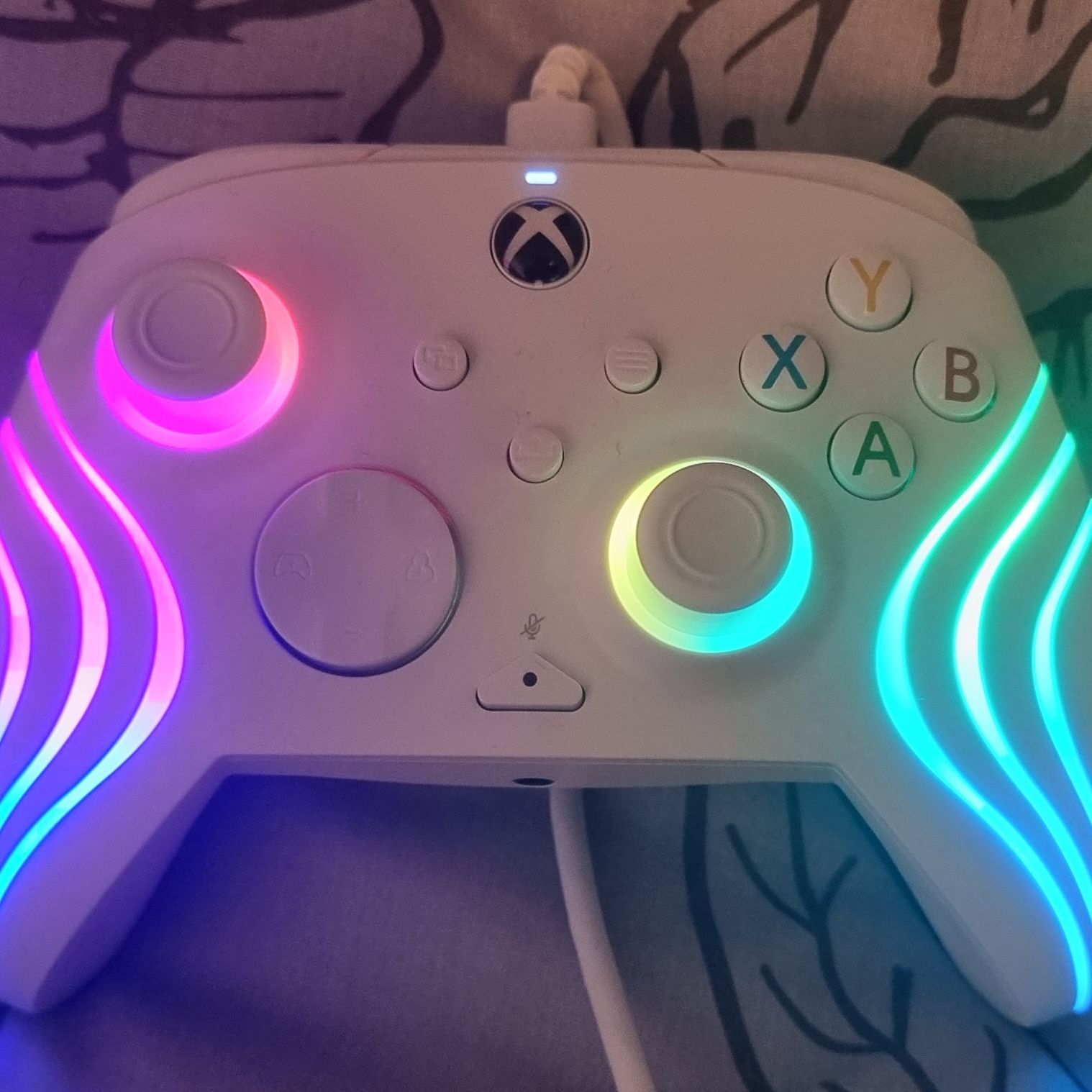 Glowing Xbox Controller