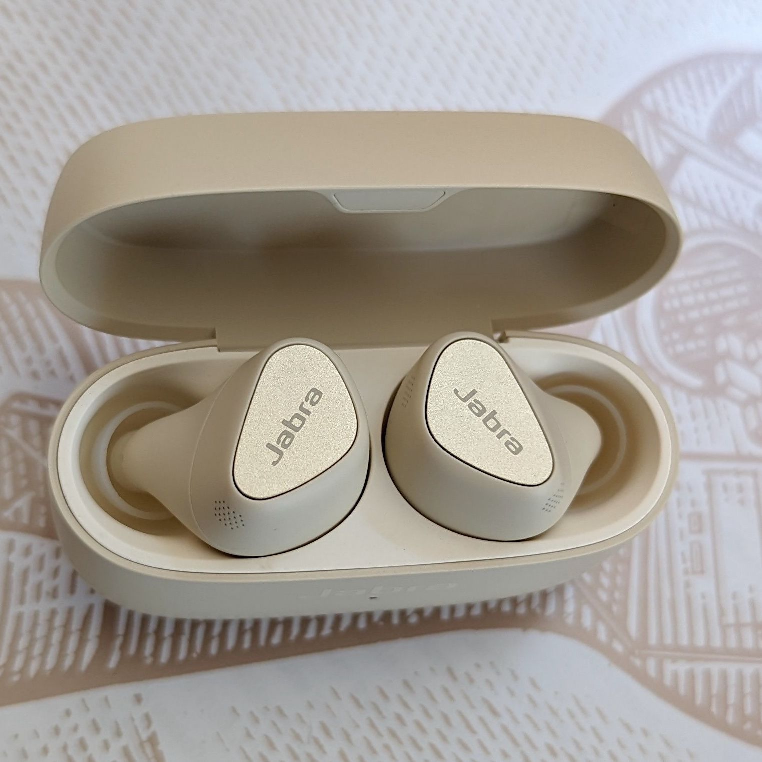 Jabra Elite 5 review | Laptop Mag
