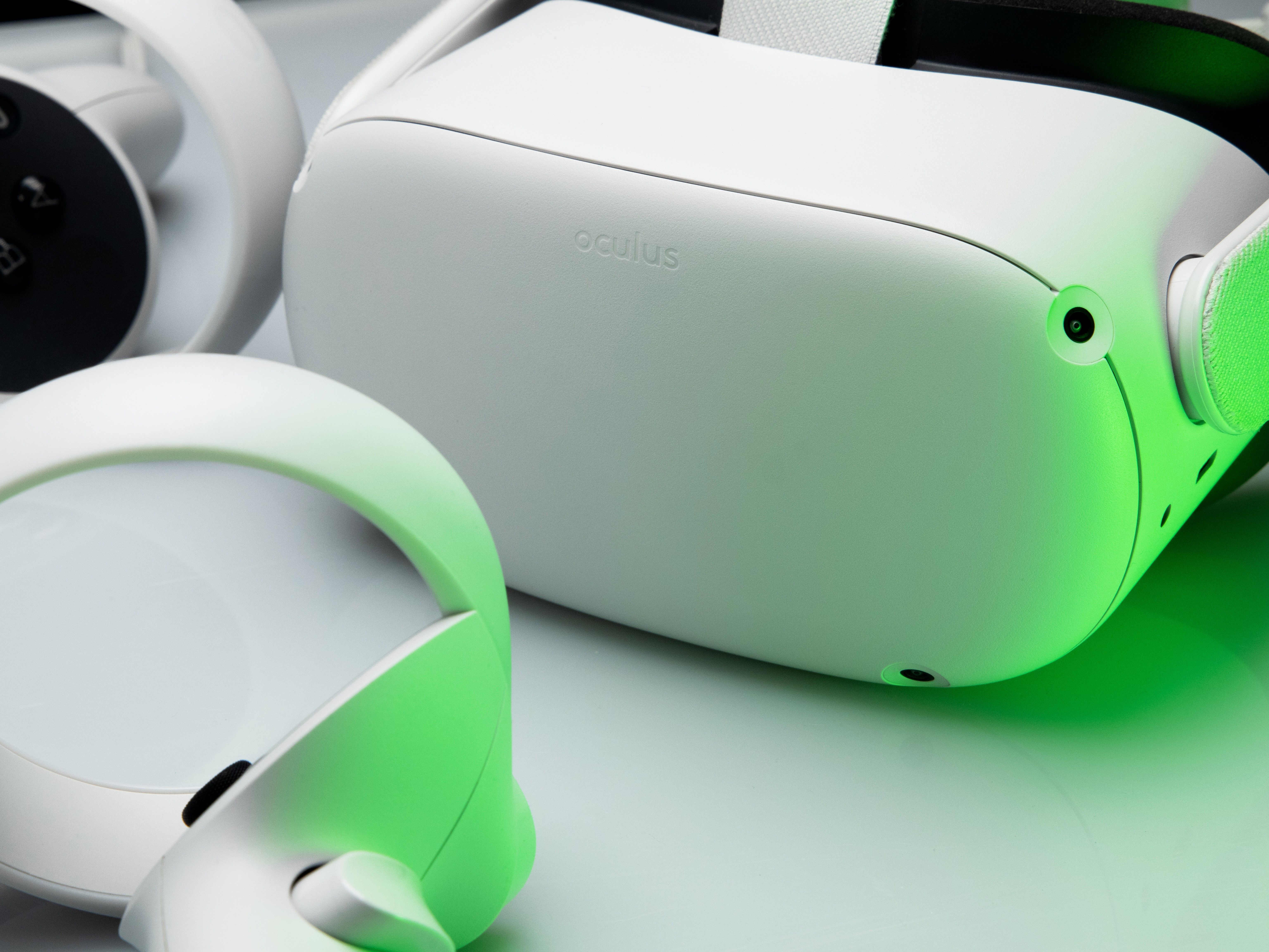 その他  QUEST2 Meta Oculus Quest 2 VR - Headset Only - Not Charging PARTS