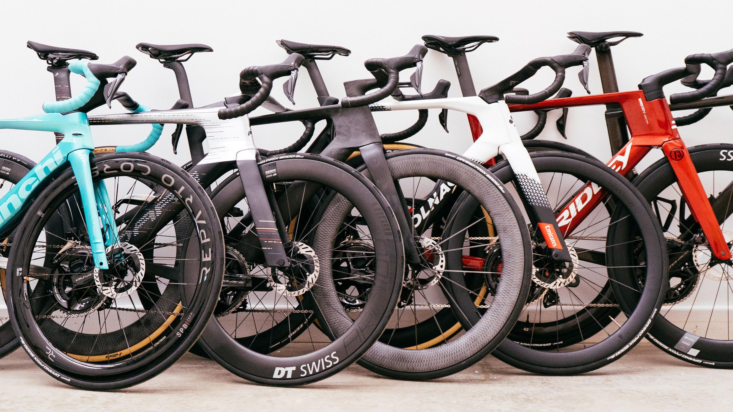 Wind tunnel testing aero bikes: Wild Factor prototype, Colnago