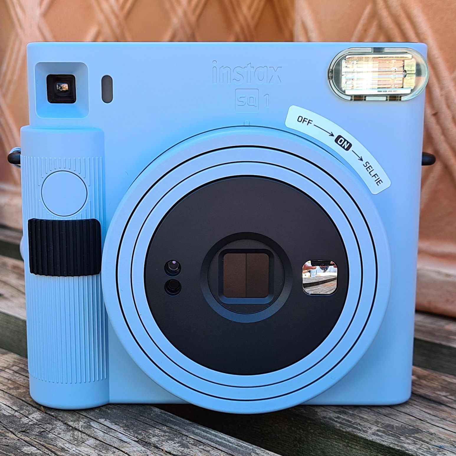 instax SQUARE SQ1 ブルー Amazon.com : FUJIFILM Instax Square SQ1 Instant Camera