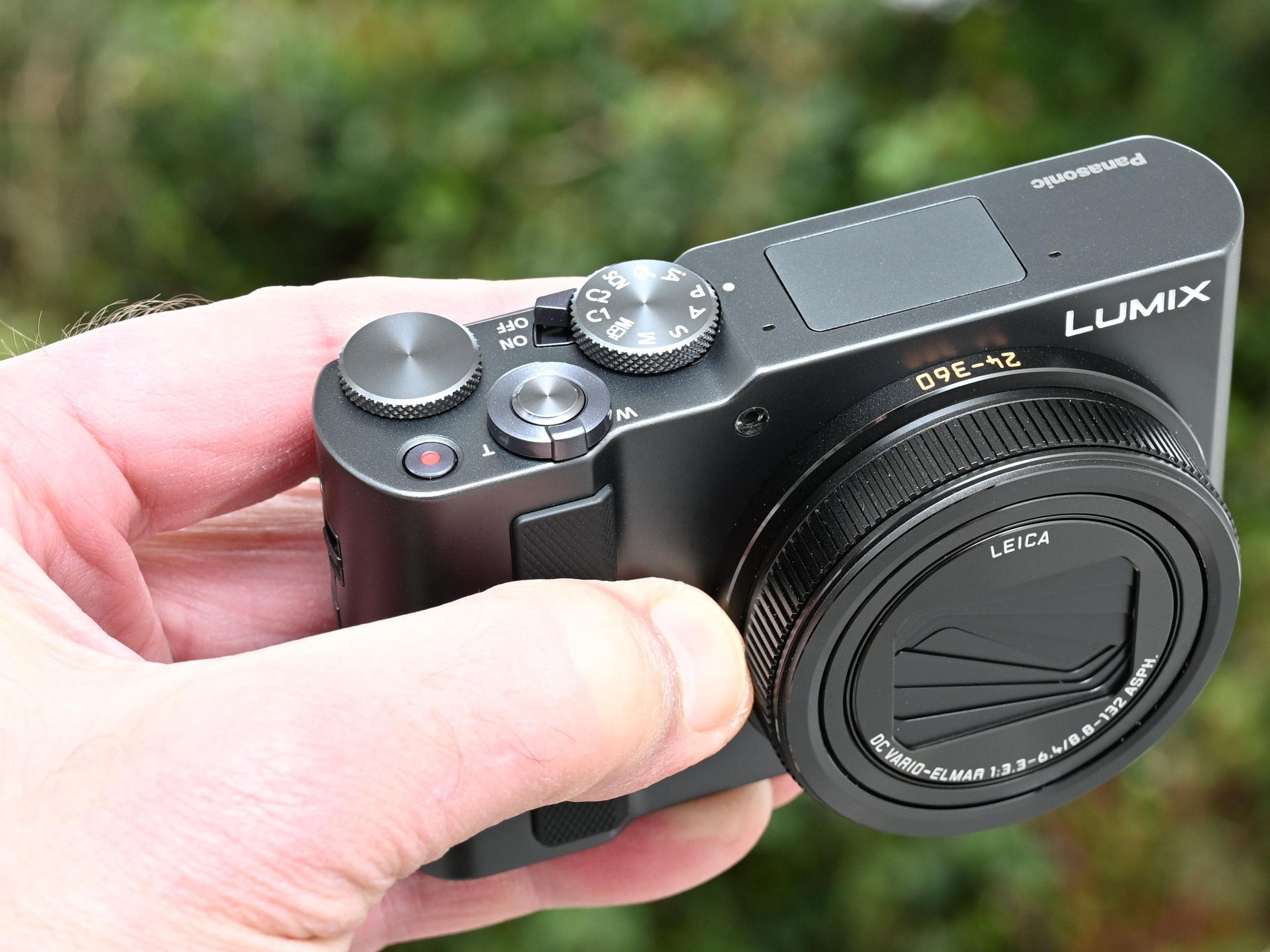 Panasonic Lumix ZS300 / TZ300 review: this pocketable compact