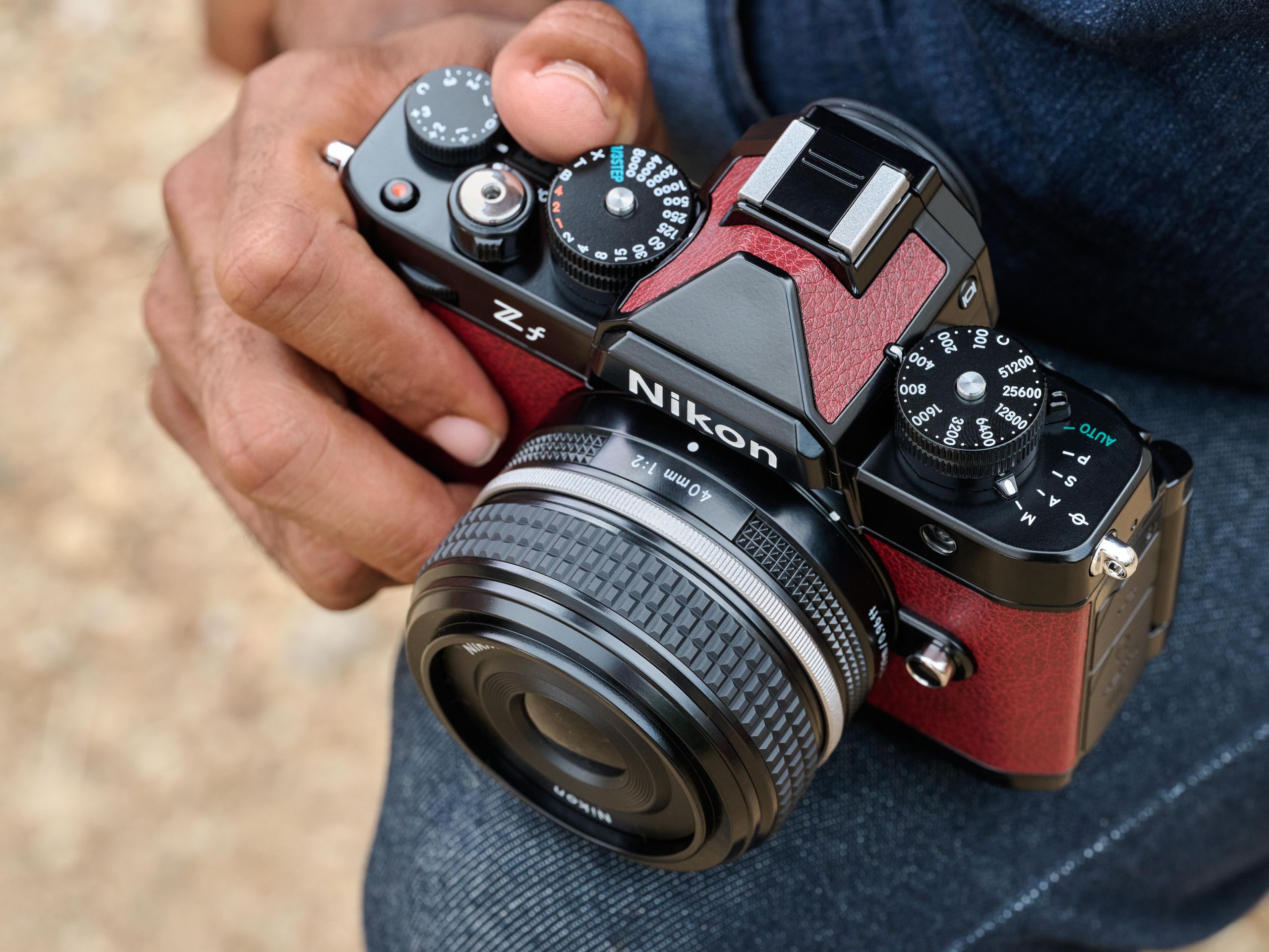 Nikon D750　SS24,060枚　美品 Nikon (ニコン) 一眼レフカメラ D750 24-120VRレンズキット 2432万画素